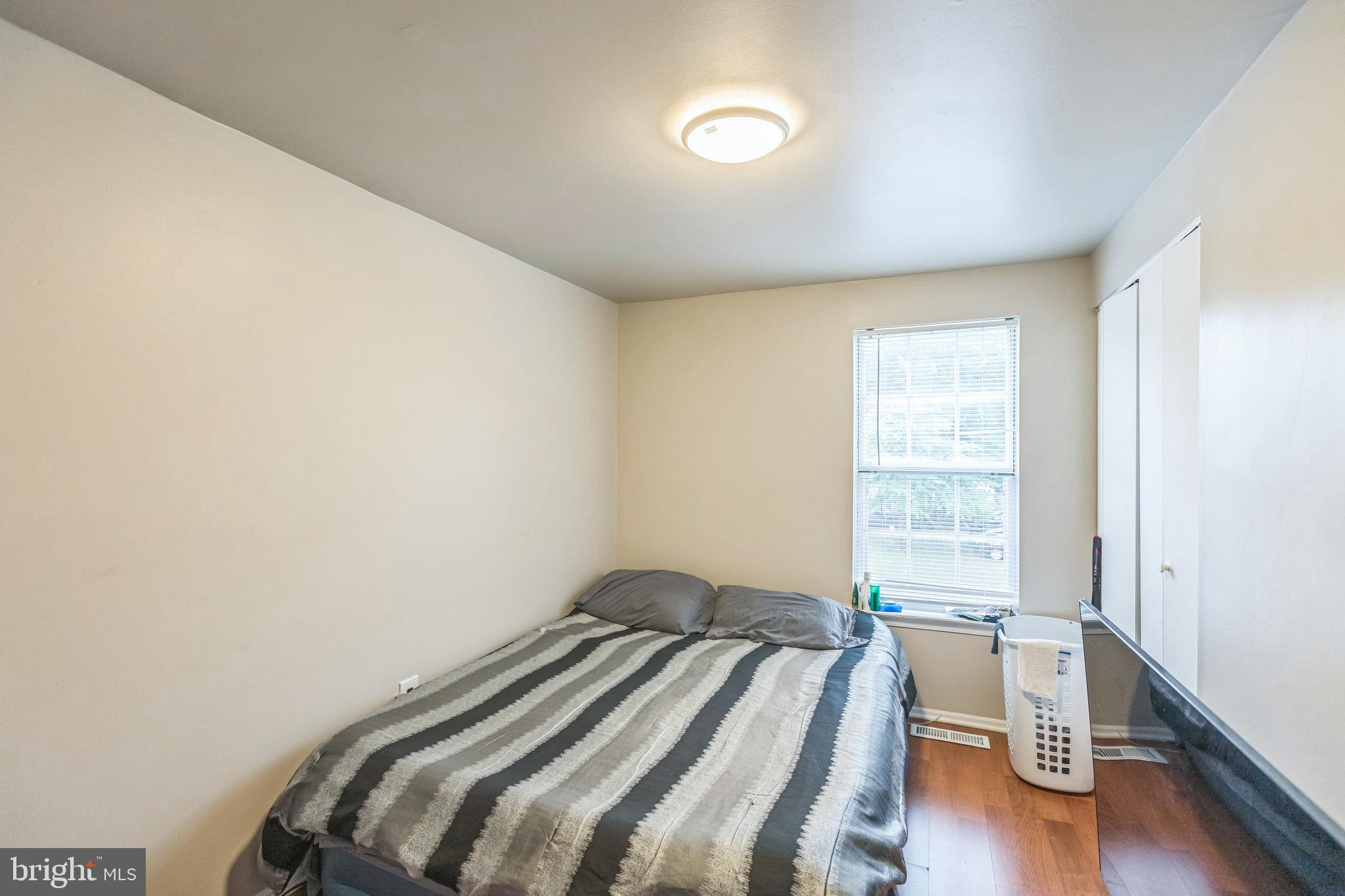 WAKEFIELD - Residential