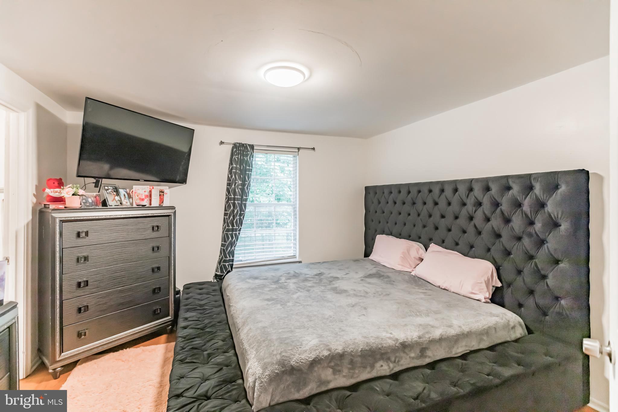 WAKEFIELD - Residential