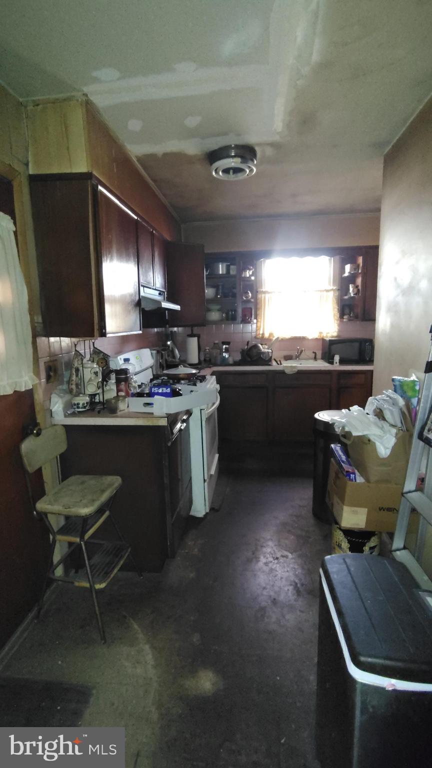 NORTH HILLS - Residential