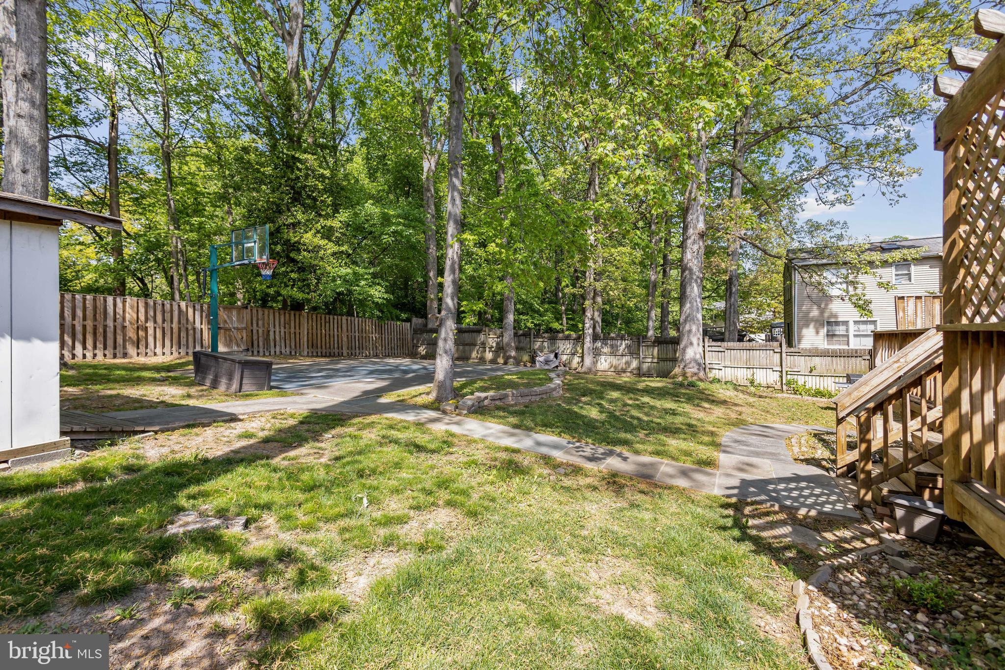 HOLMES RUN CROSSING - Residential Lease