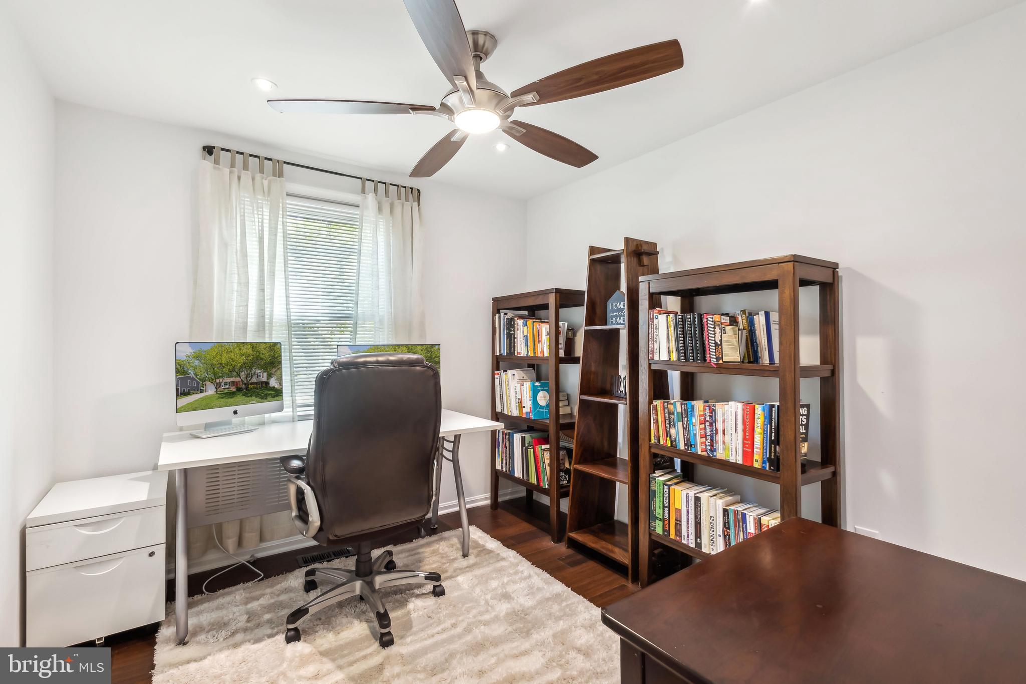 HOLMES RUN CROSSING - Residential Lease