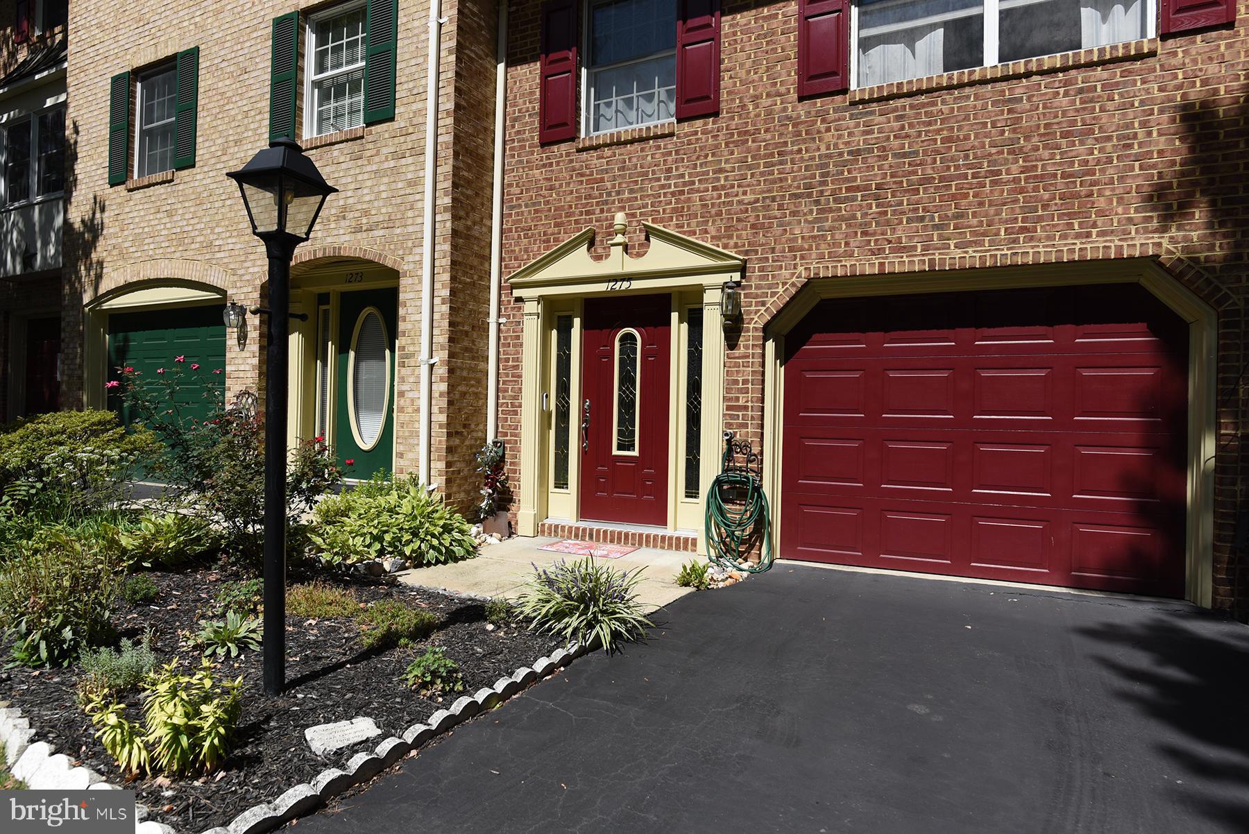 NORTH GATE TOWNE HOMES - Residential