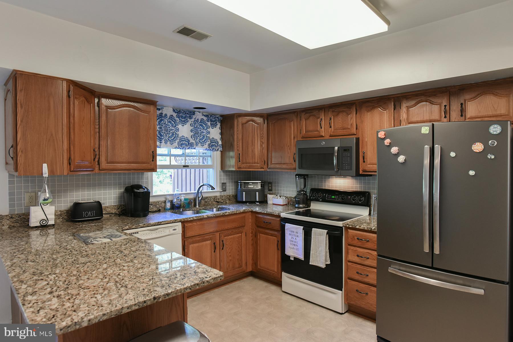 NORTH GATE TOWNE HOMES - Residential