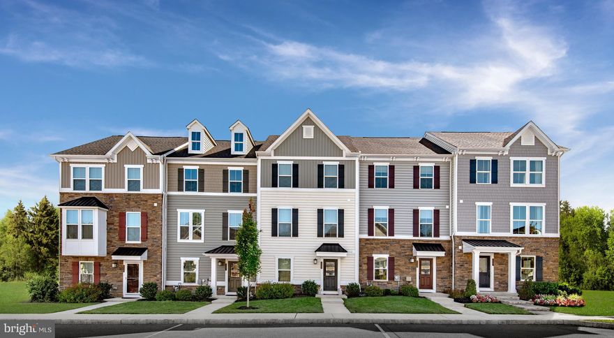 This listing is for a to-be-built Strauss floorplan.