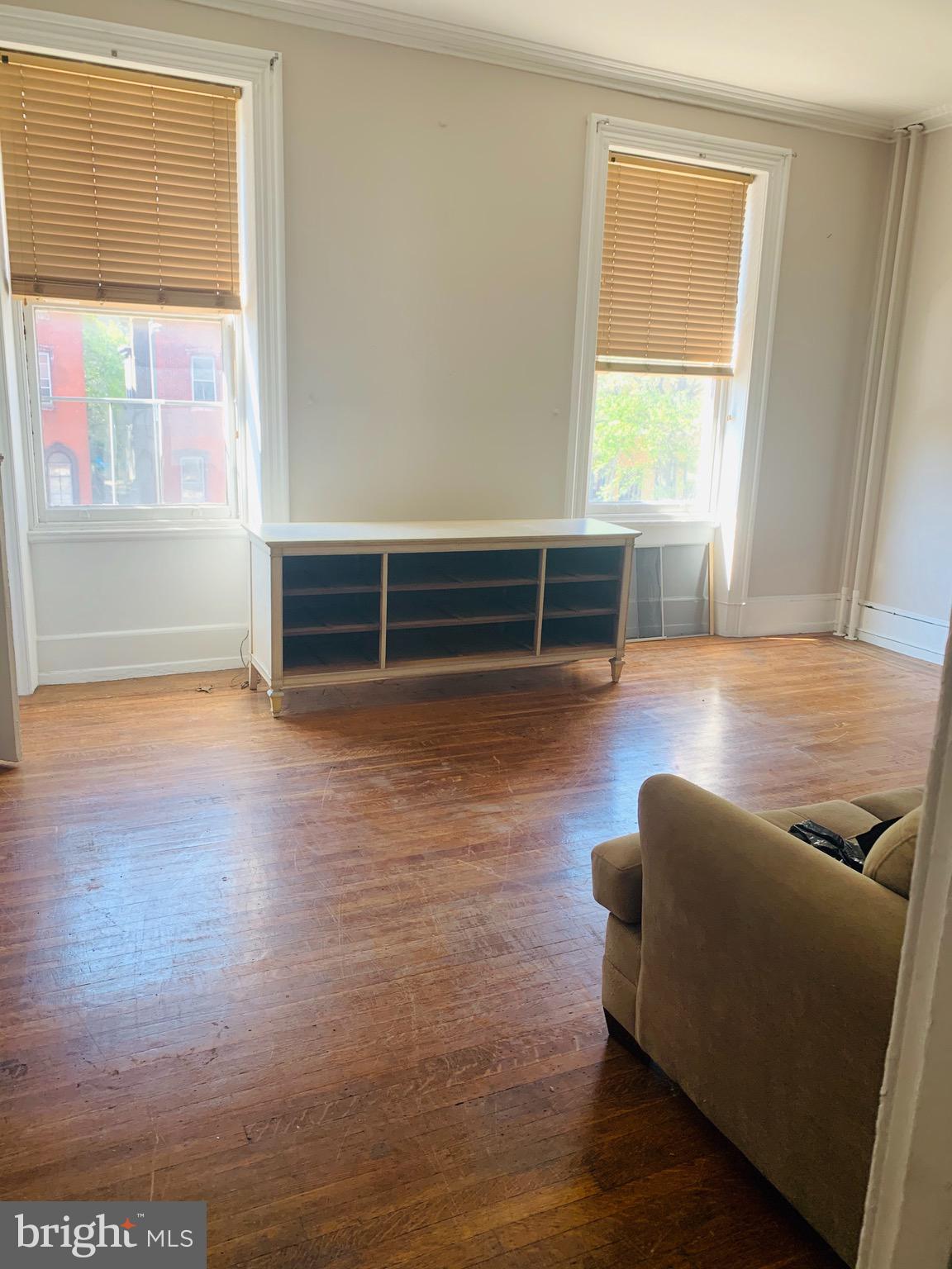 ART MUSEUM AREA - Residential Lease