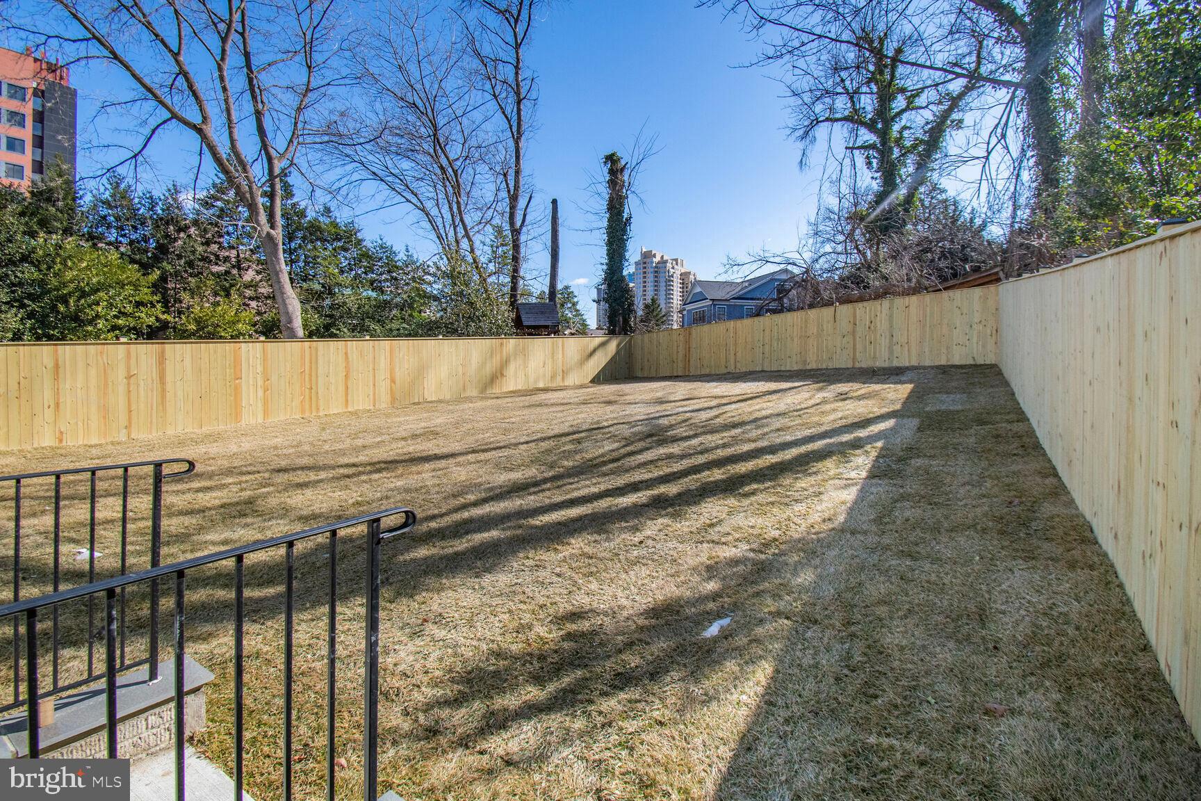 BATTERY PARK - Residential