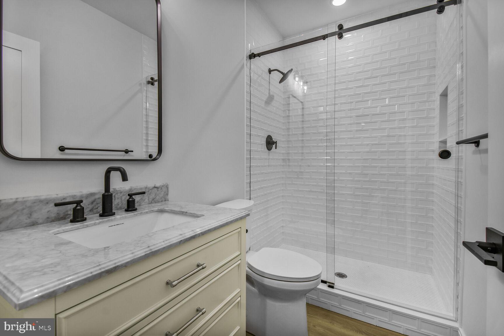 BATTERY PARK - Residential