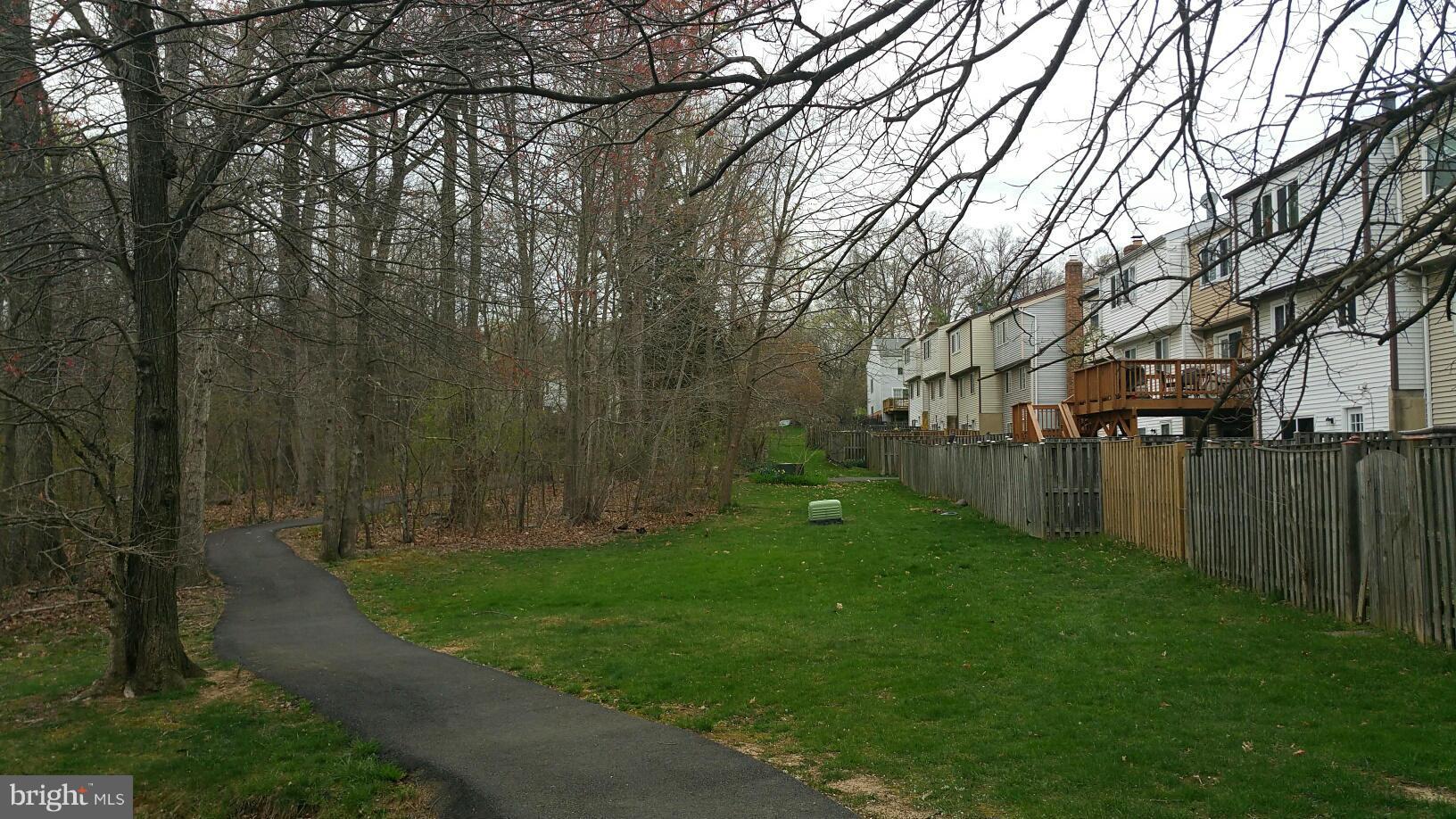 LITTLE ROCKY RUN - Residential Lease