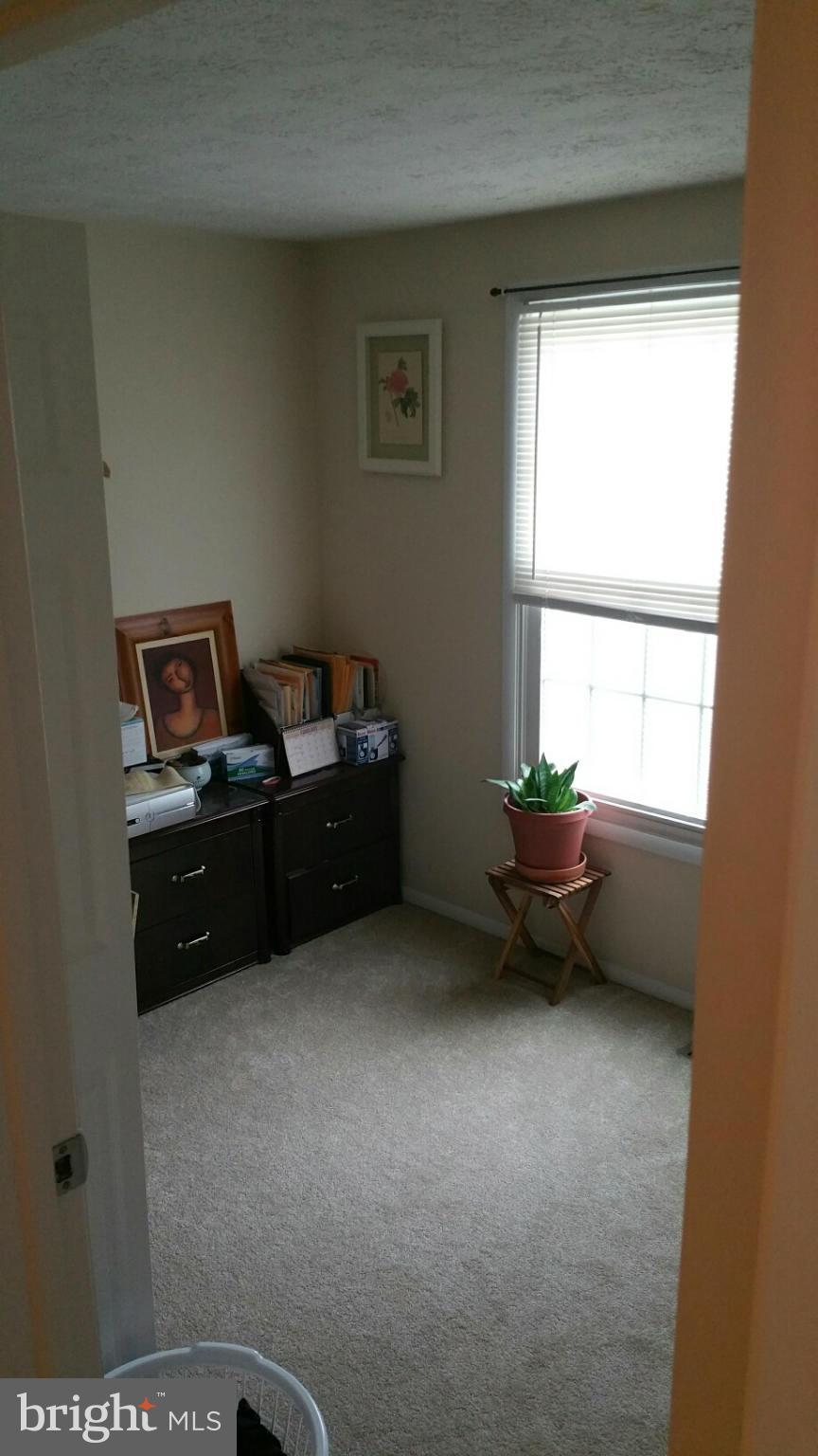 LITTLE ROCKY RUN - Residential Lease