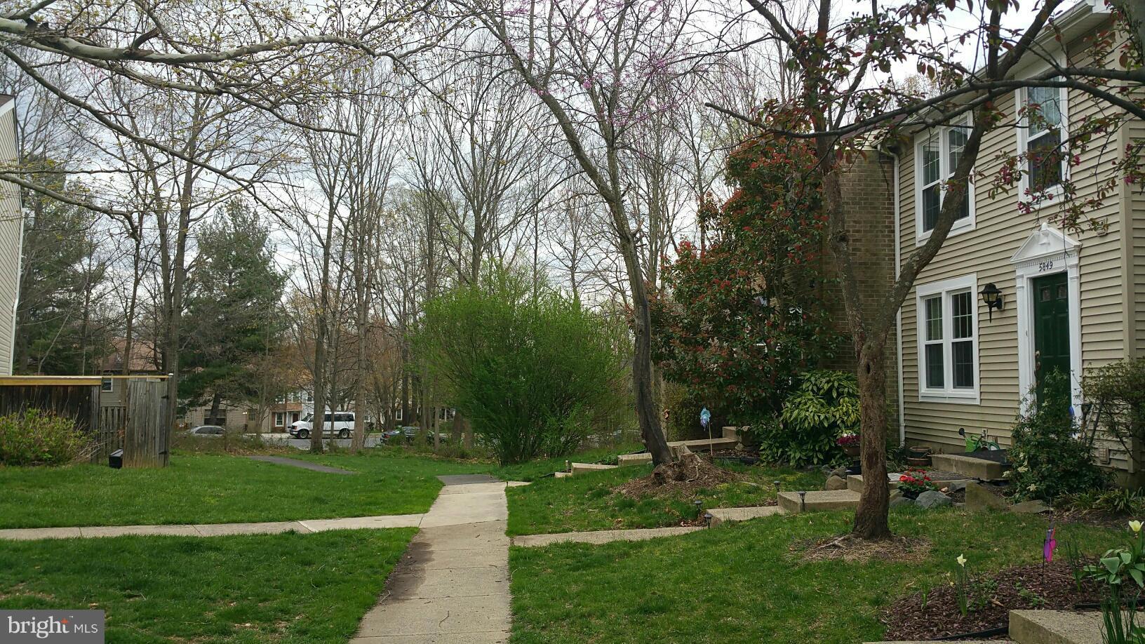 LITTLE ROCKY RUN - Residential Lease