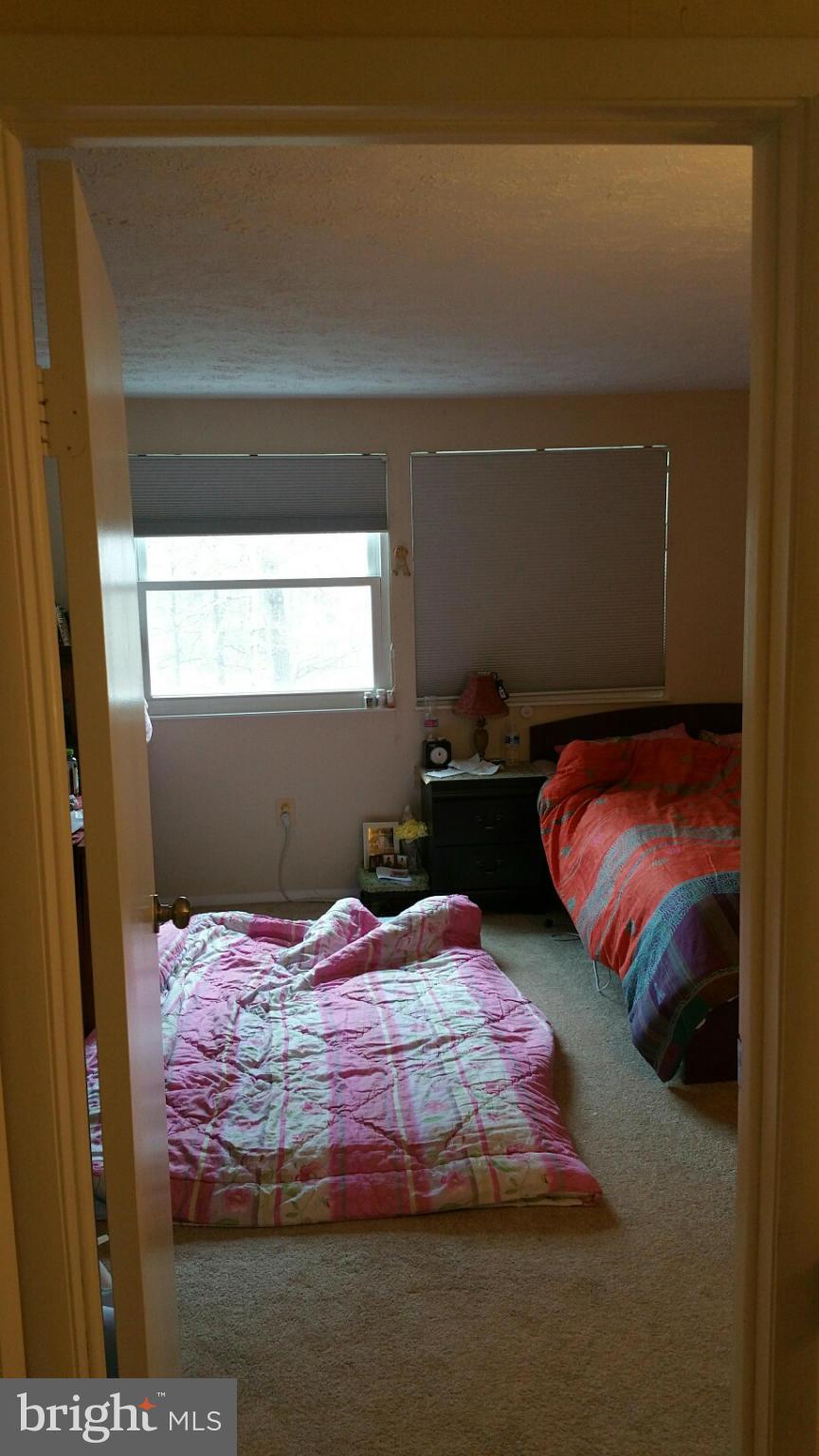 LITTLE ROCKY RUN - Residential Lease