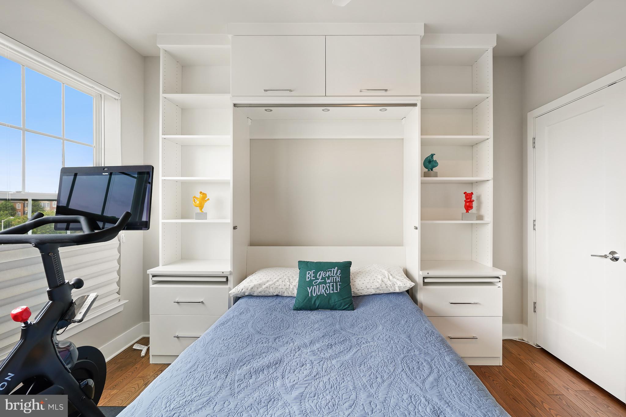 CROWN - Residential