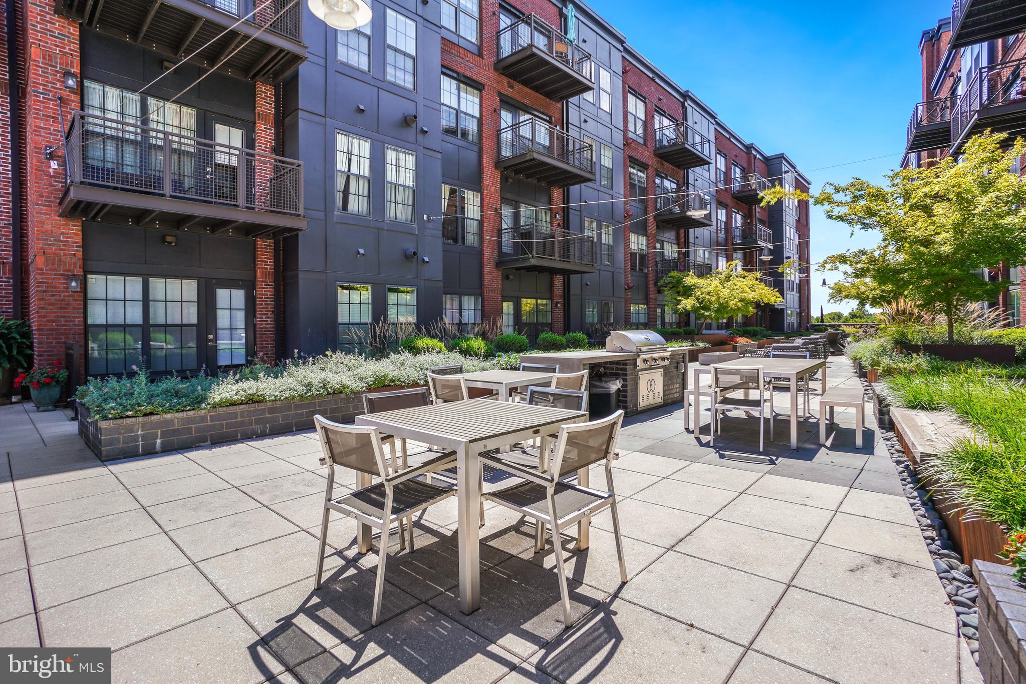 CROWN - Residential