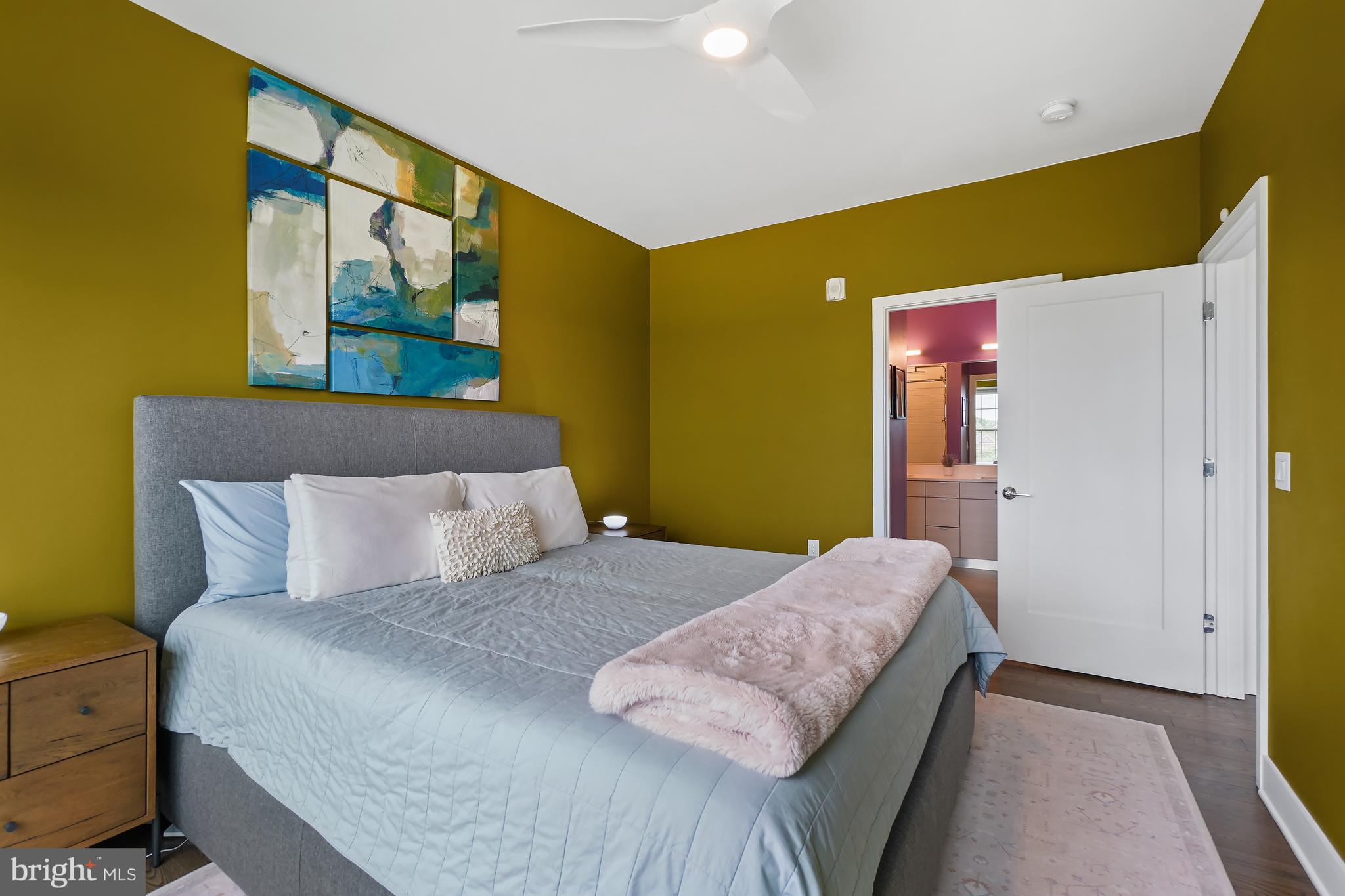 CROWN - Residential