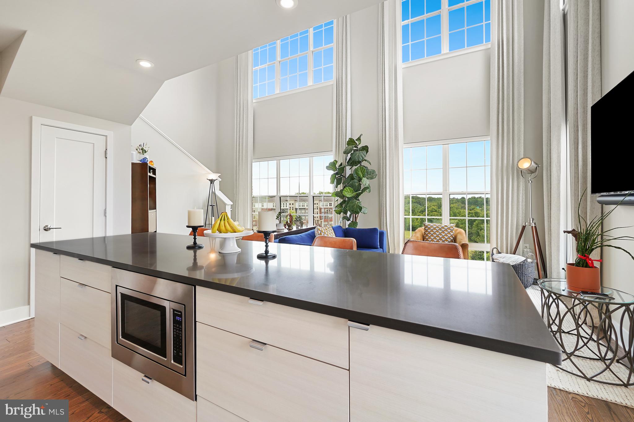 CROWN - Residential