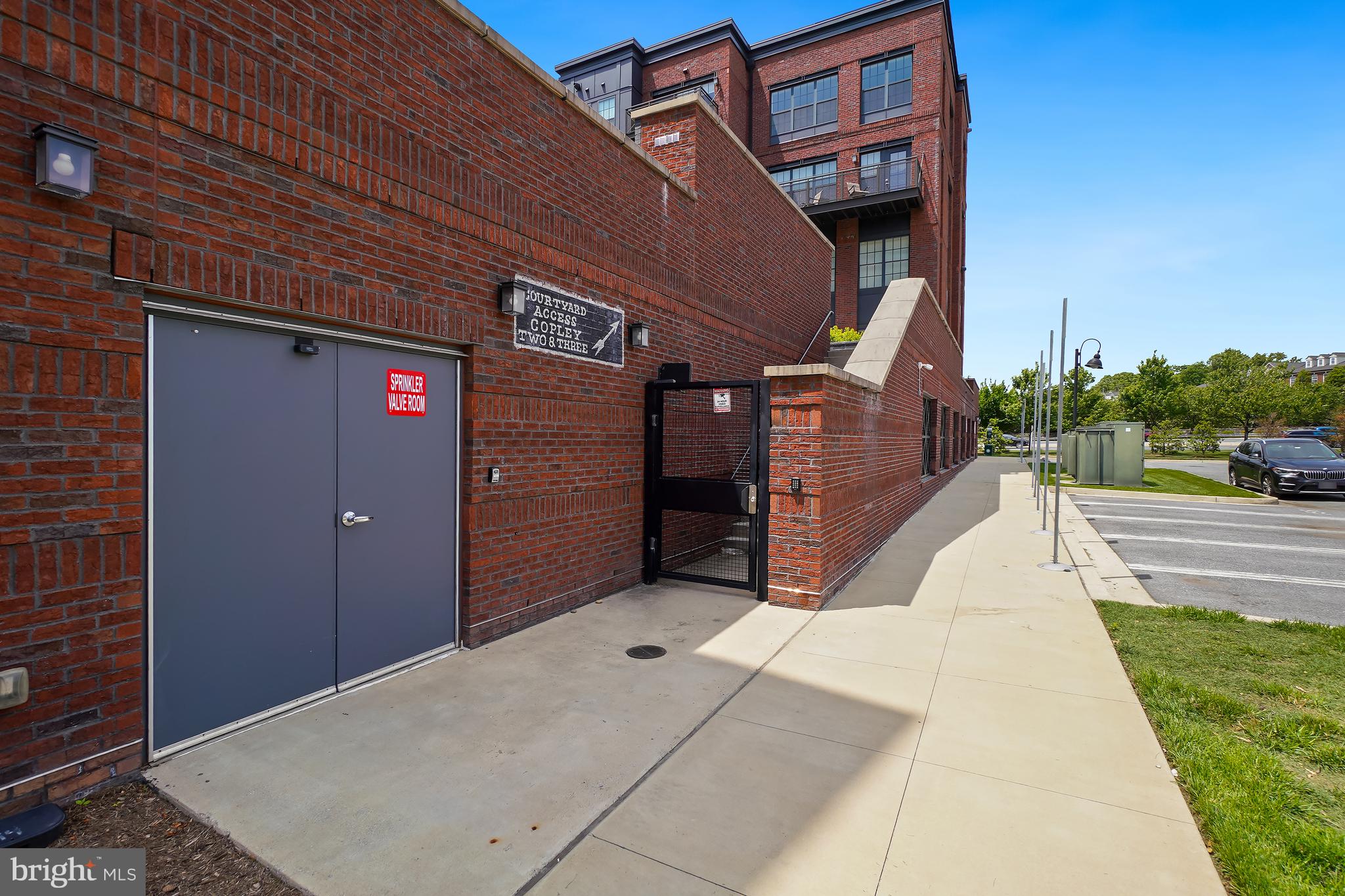CROWN - Residential