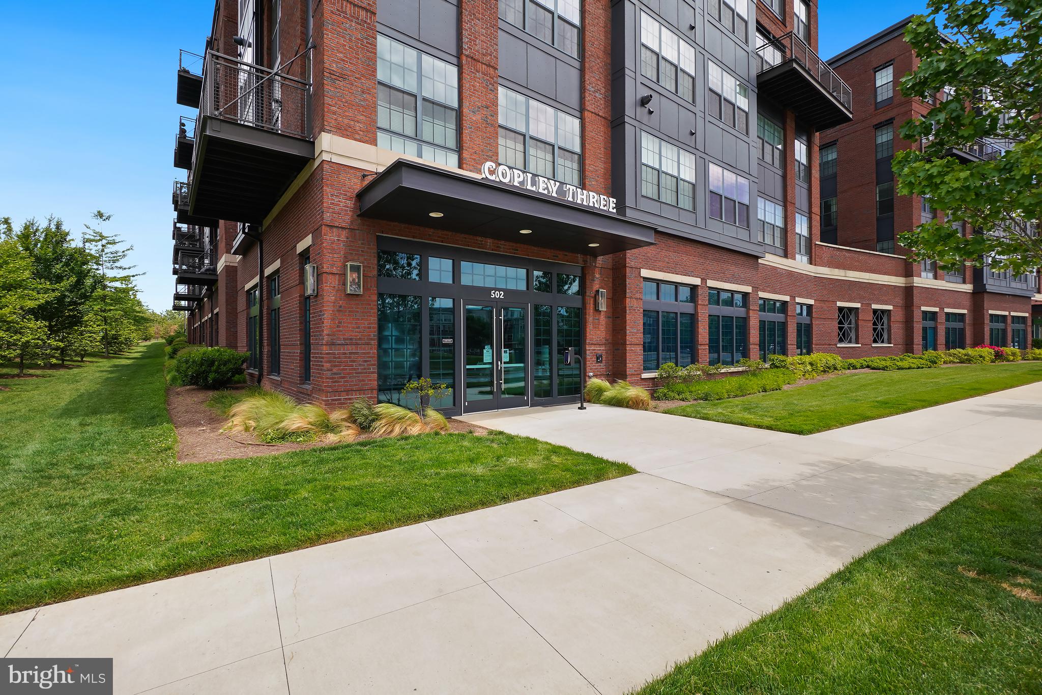CROWN - Residential