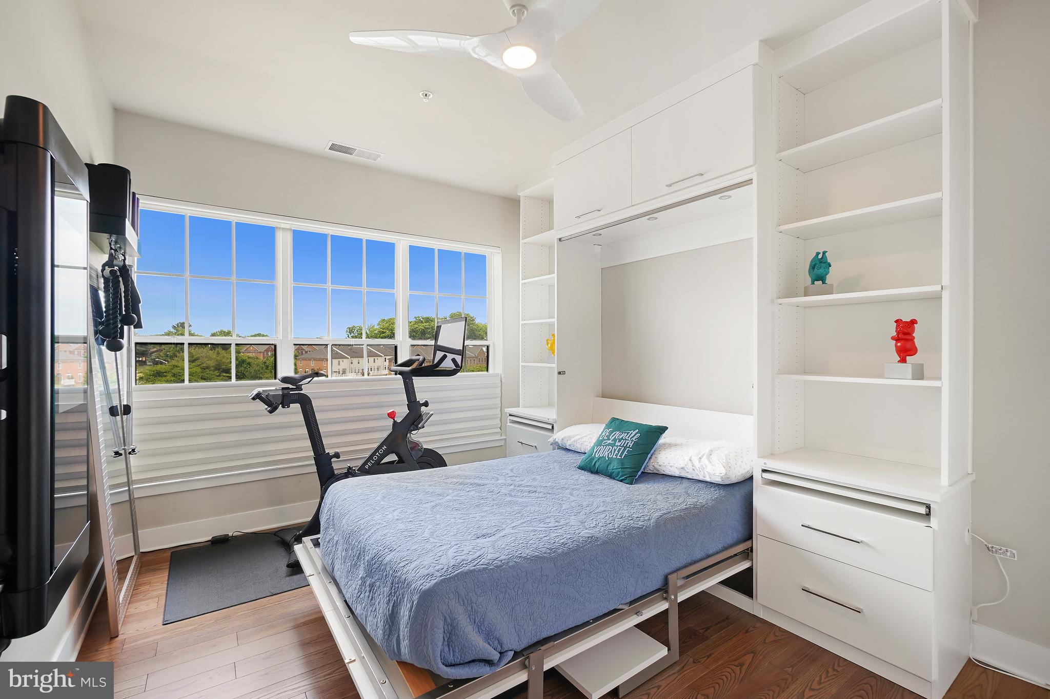 CROWN - Residential