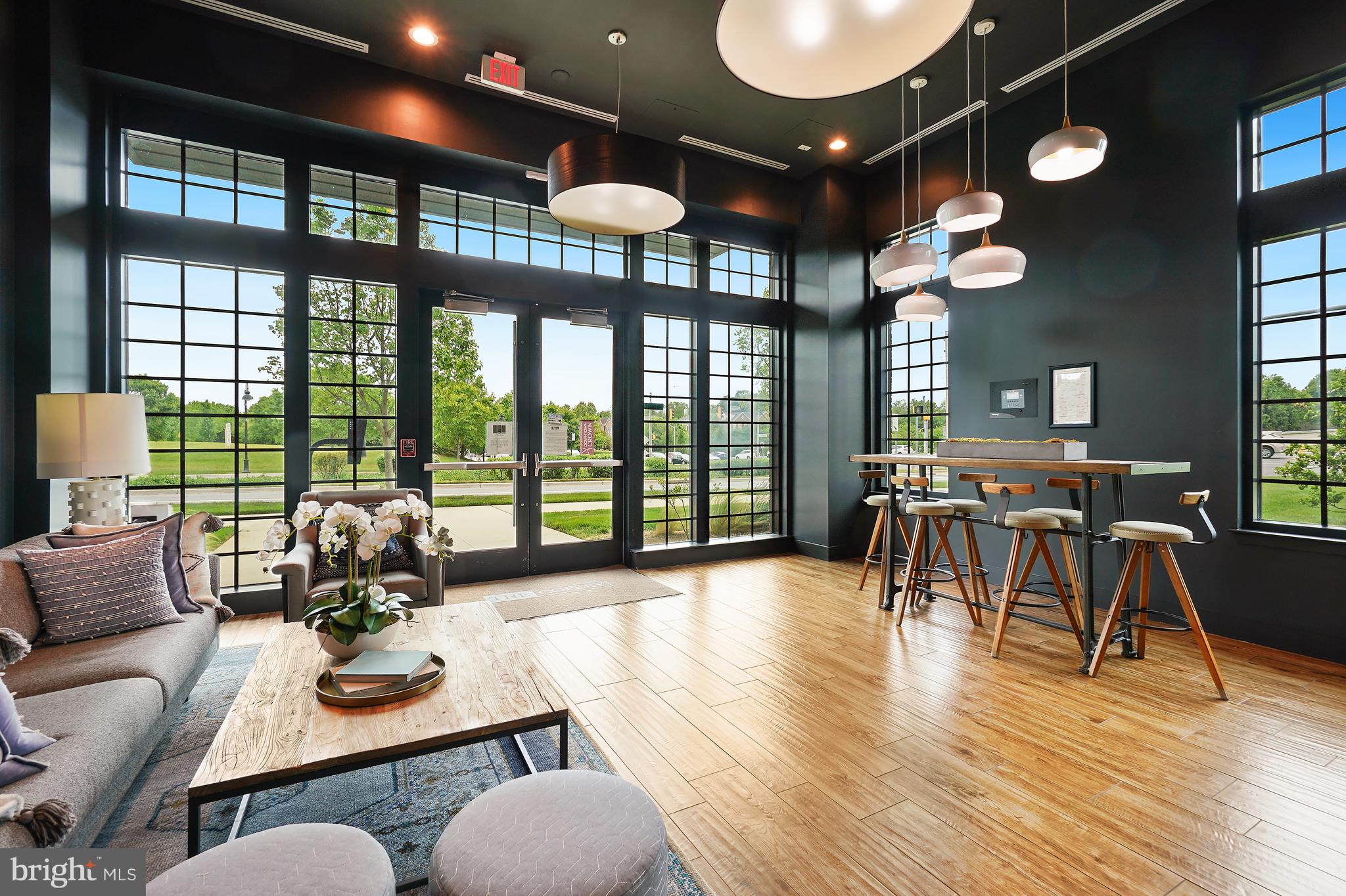 CROWN - Residential