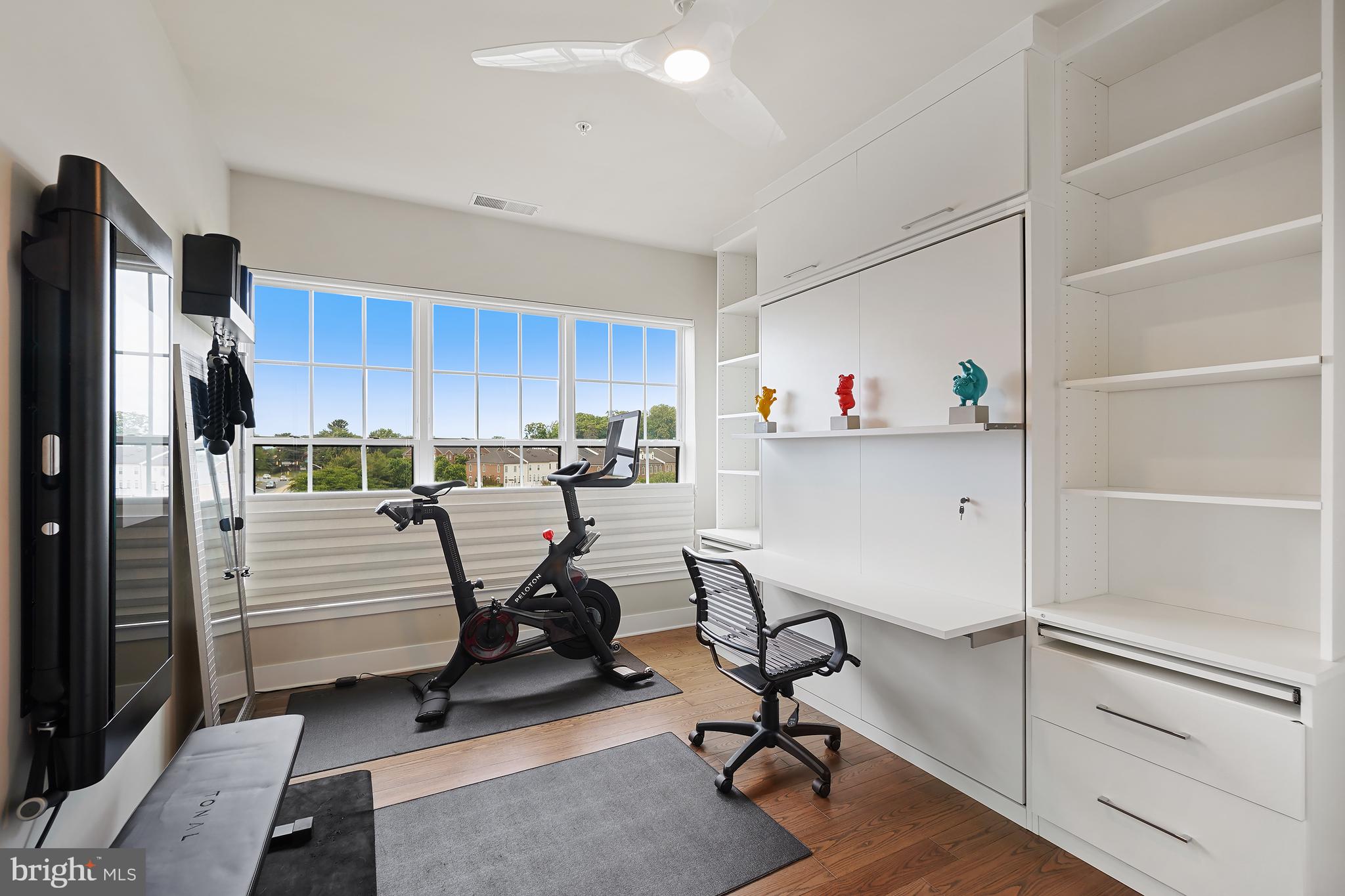 CROWN - Residential