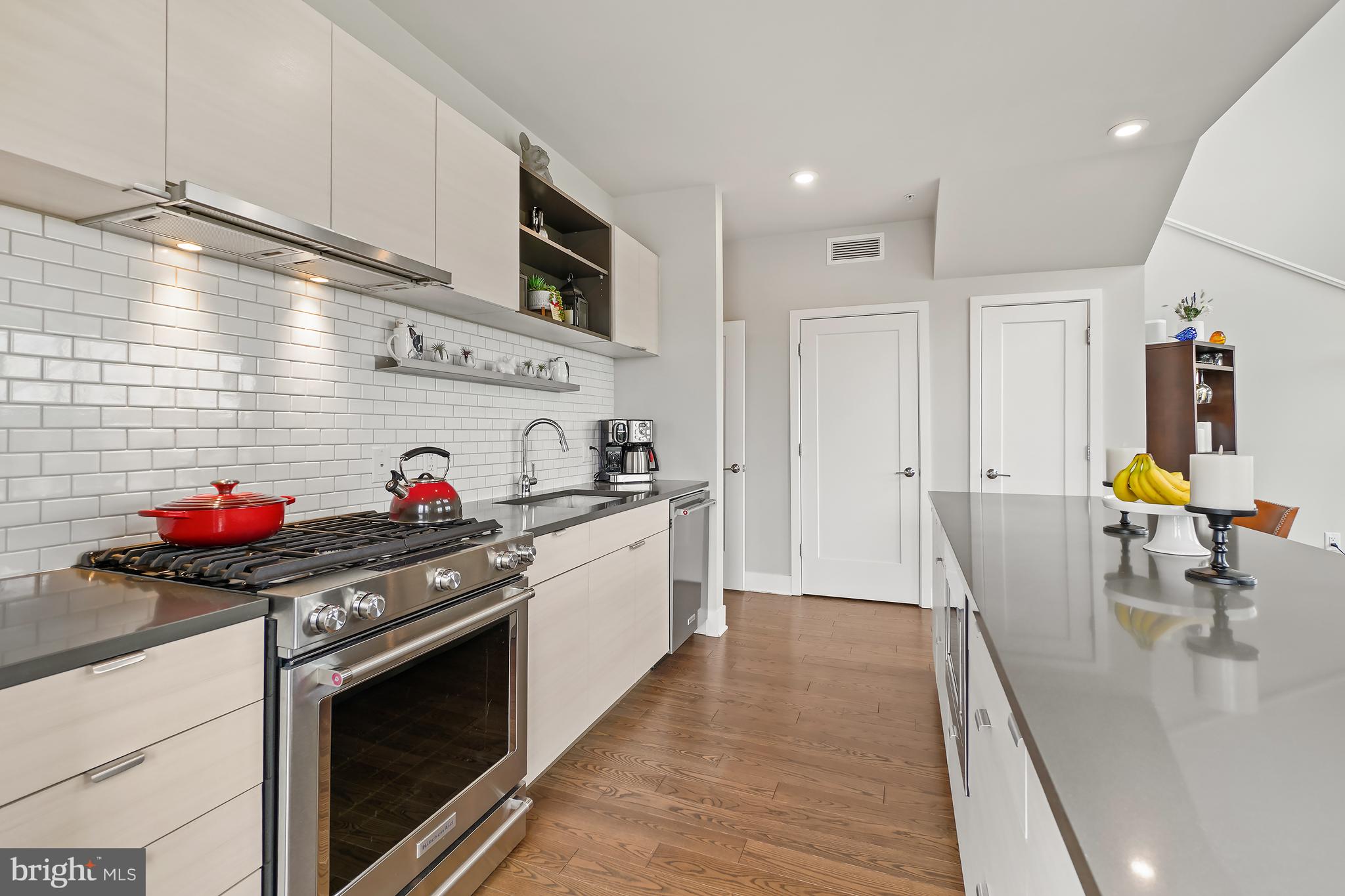 CROWN - Residential