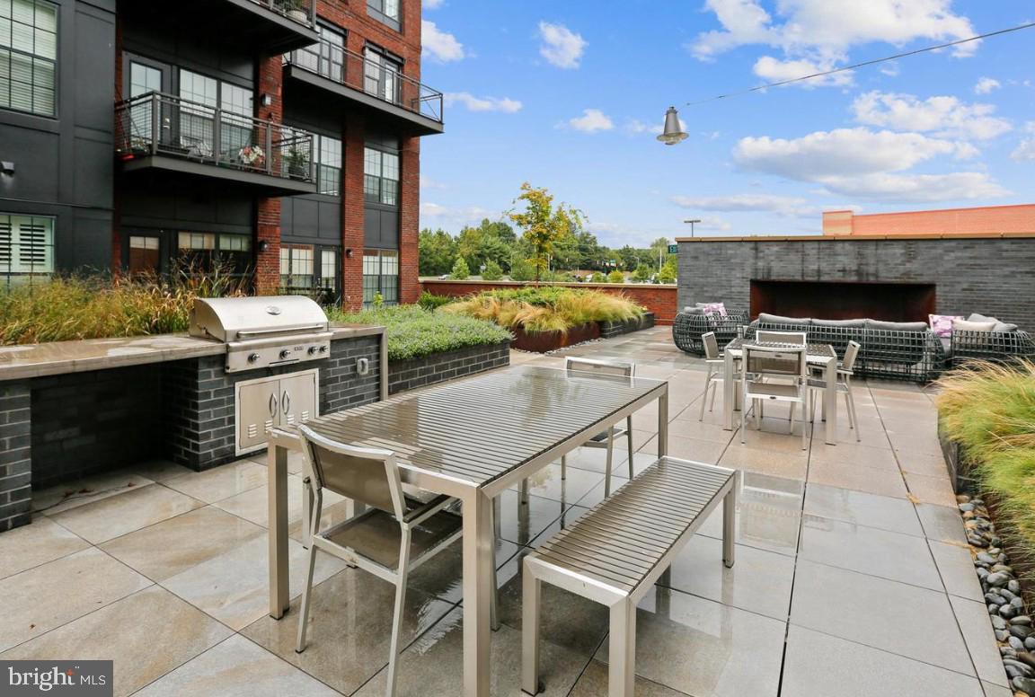 CROWN - Residential