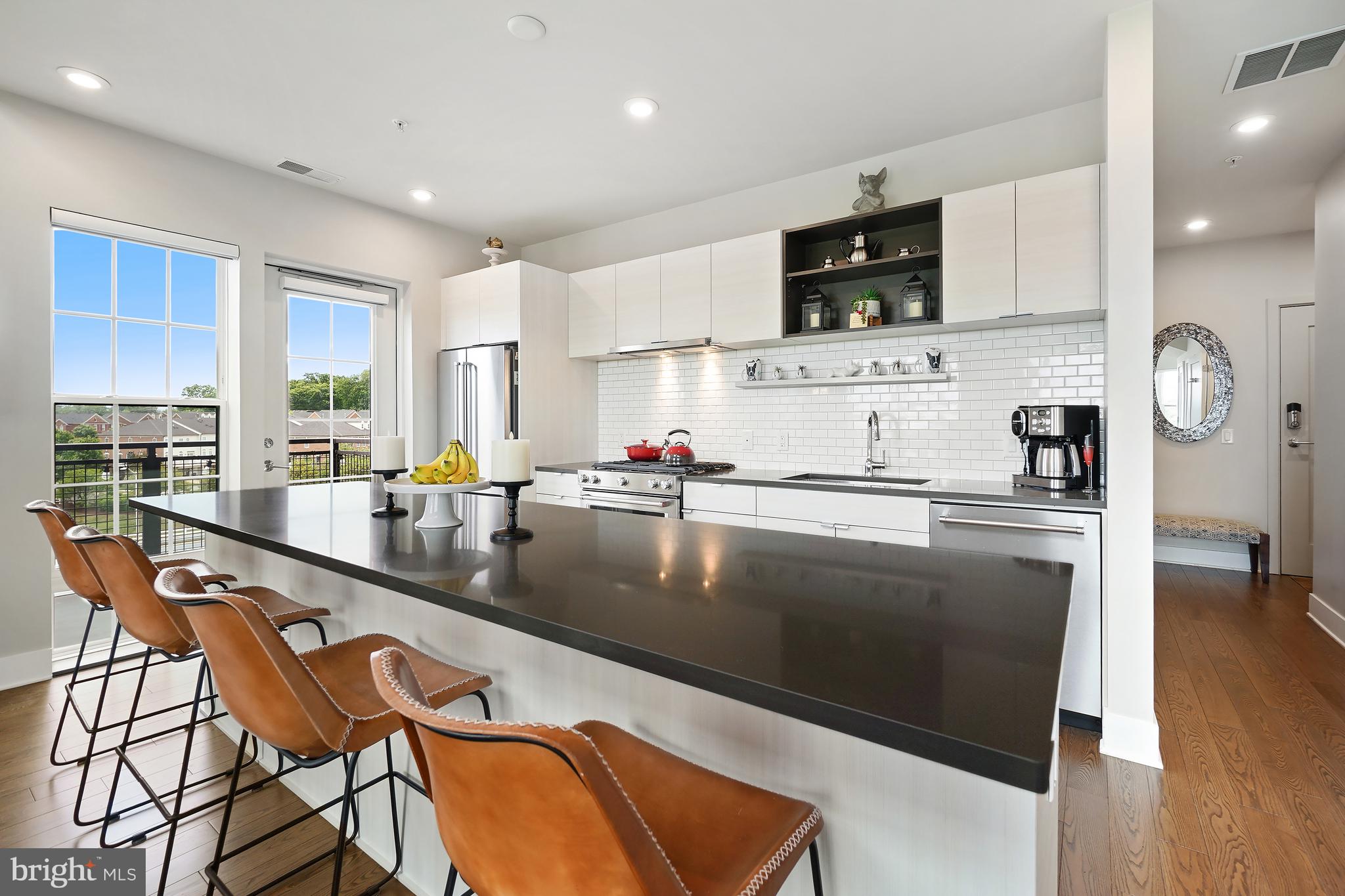 CROWN - Residential
