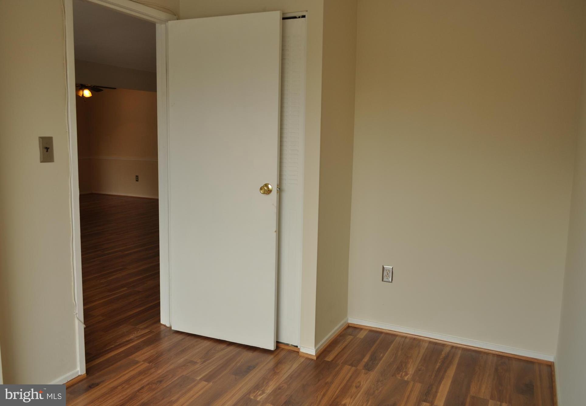 LONG REACH - Residential Lease