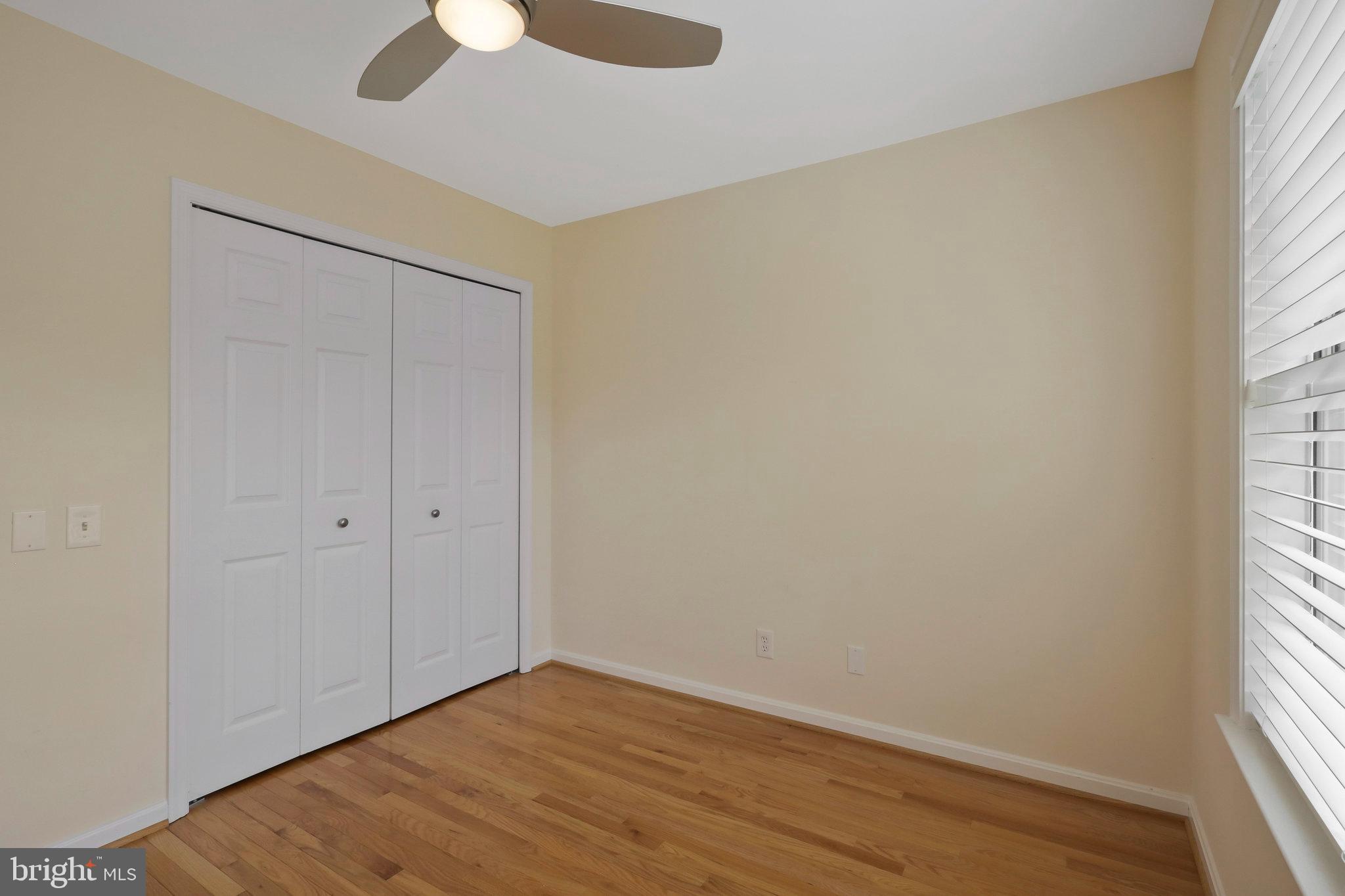 QUAKER VILLAGE - Residential