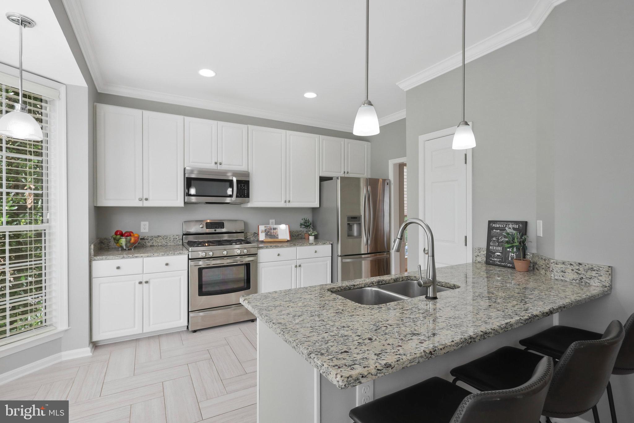 QUAKER VILLAGE - Residential