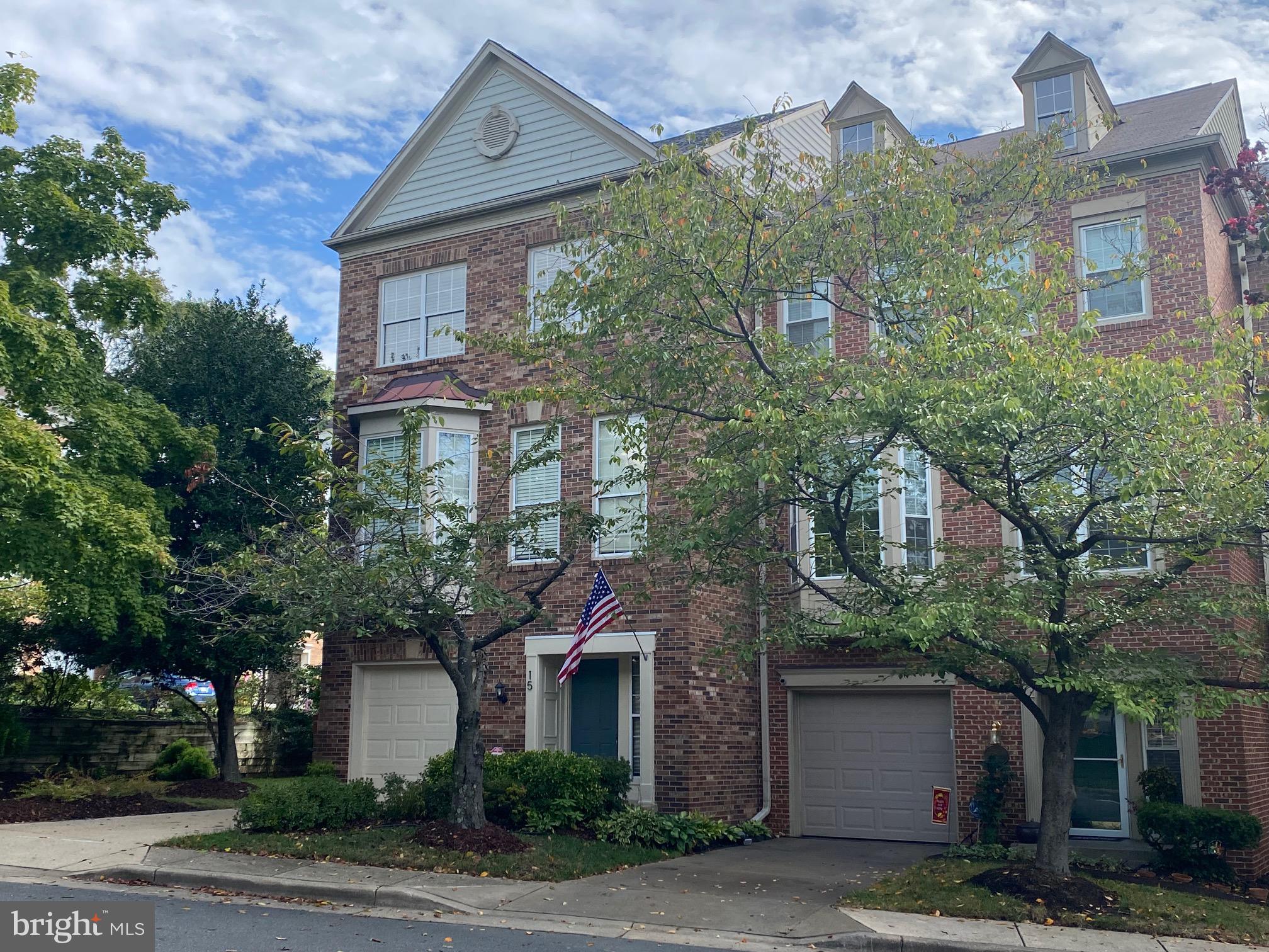 QUAKER VILLAGE - Residential