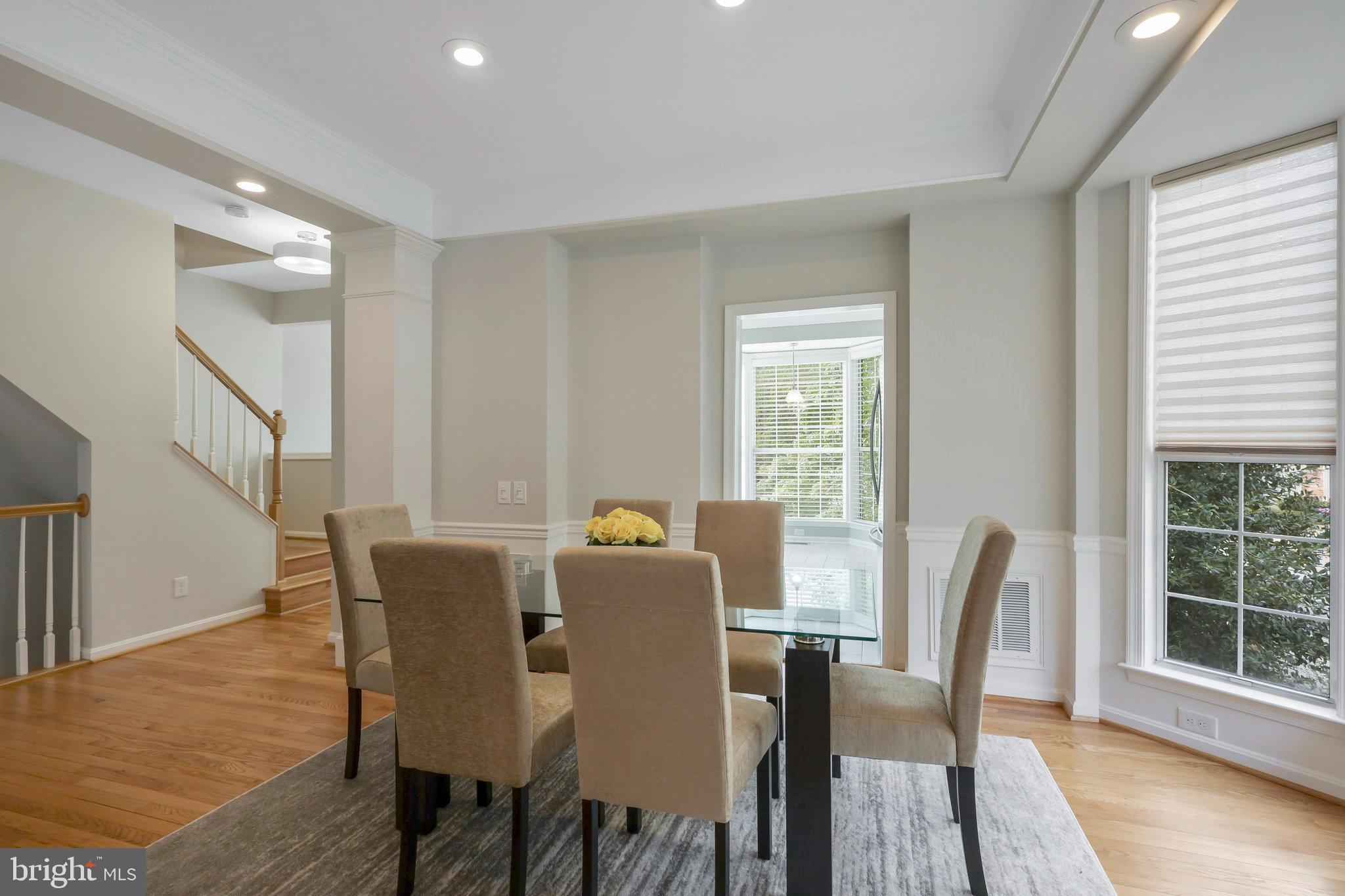 QUAKER VILLAGE - Residential