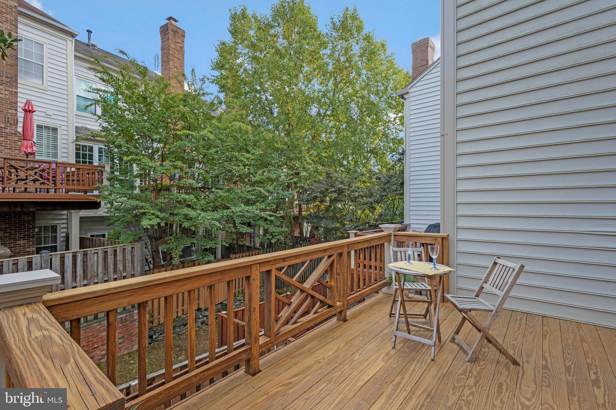 QUAKER VILLAGE - Residential