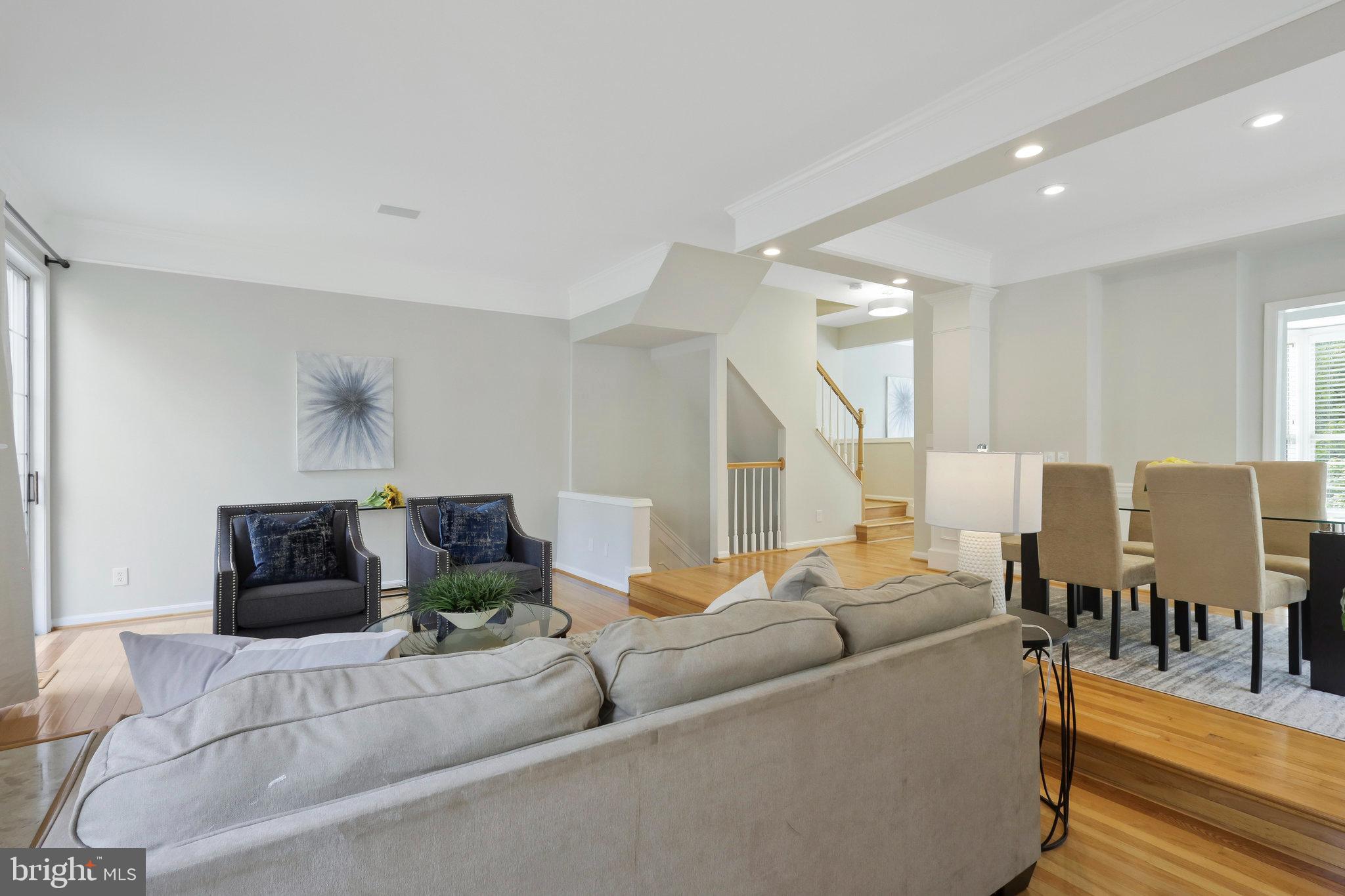 QUAKER VILLAGE - Residential