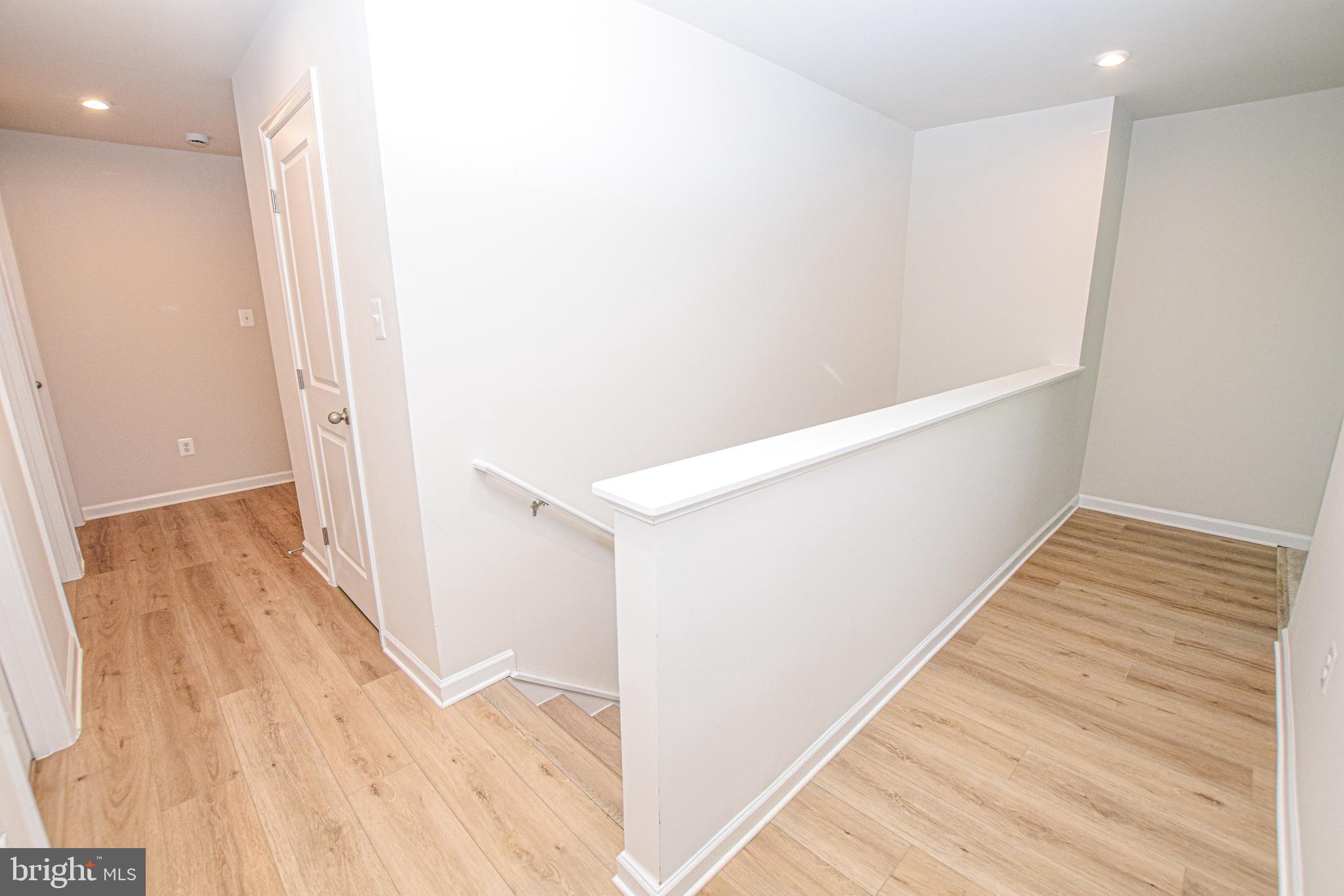 CARDINAL POINTE - Residential