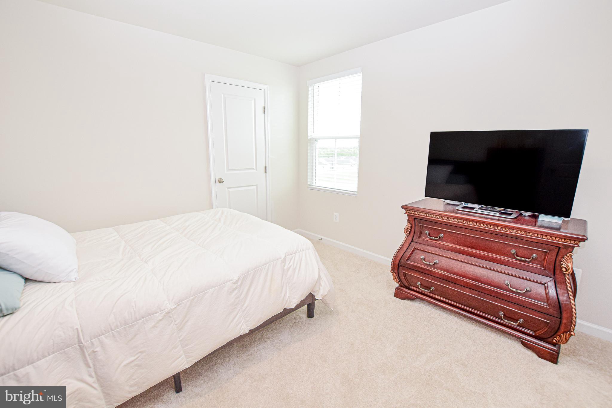 CARDINAL POINTE - Residential