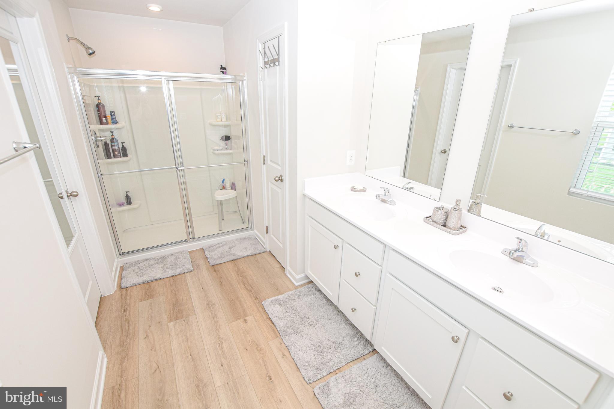 CARDINAL POINTE - Residential