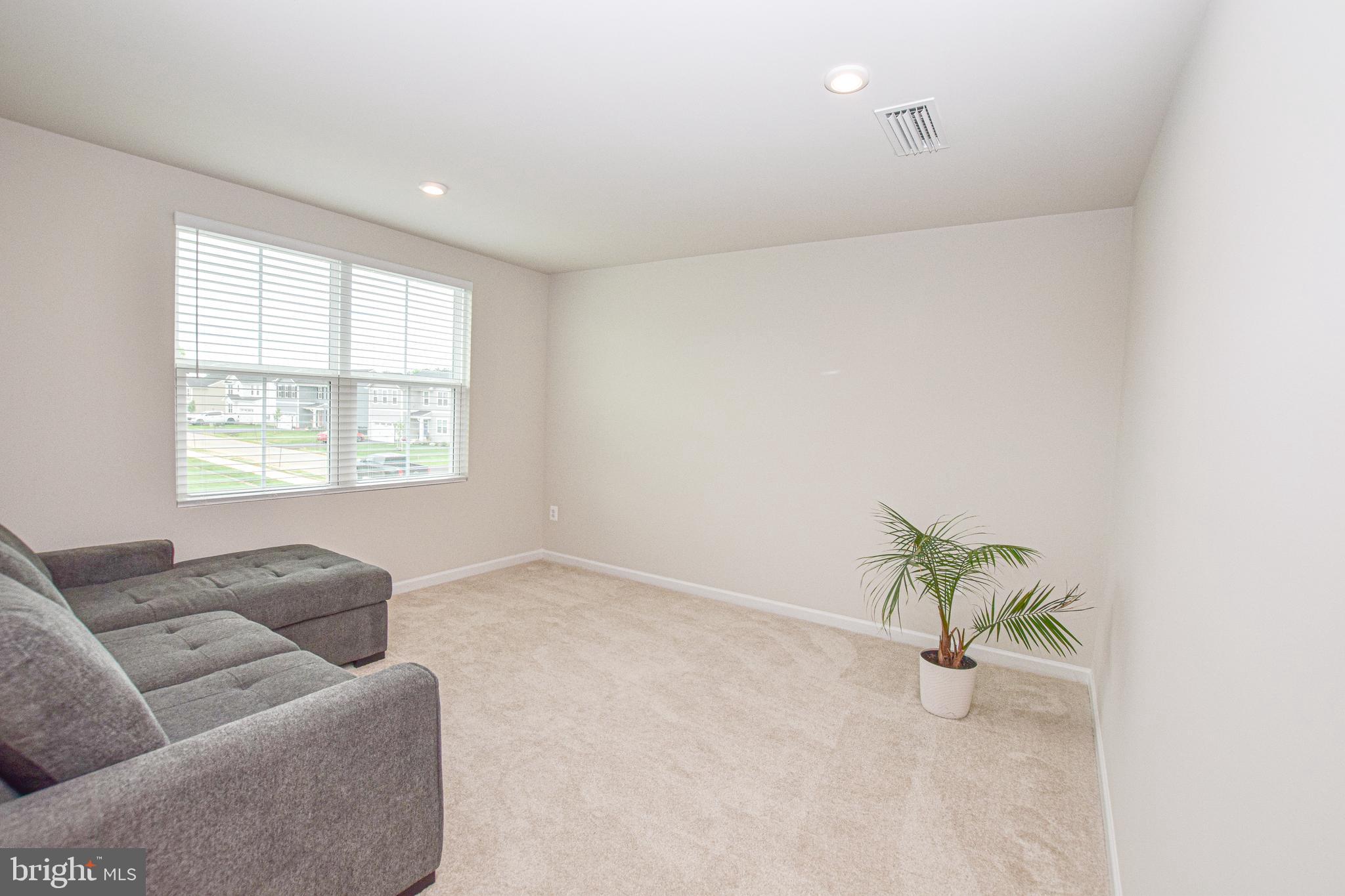 CARDINAL POINTE - Residential