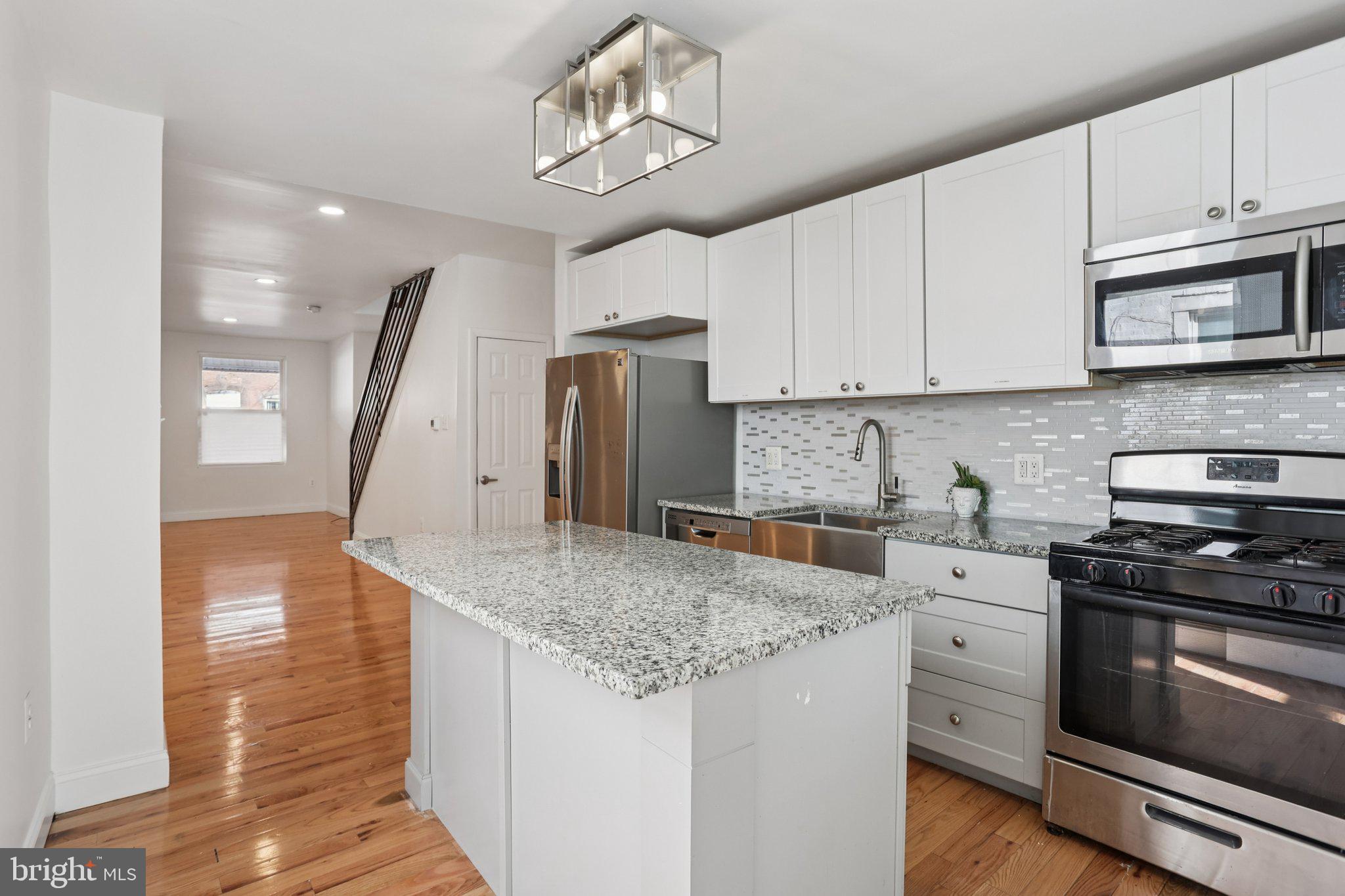 POINT BREEZE - Residential