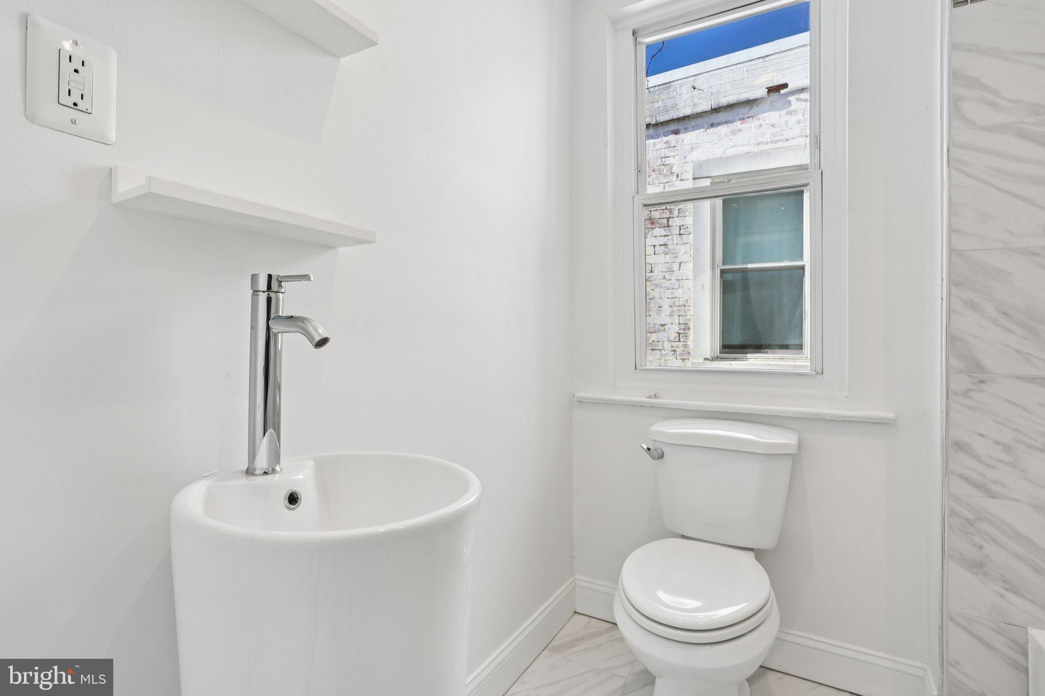 POINT BREEZE - Residential