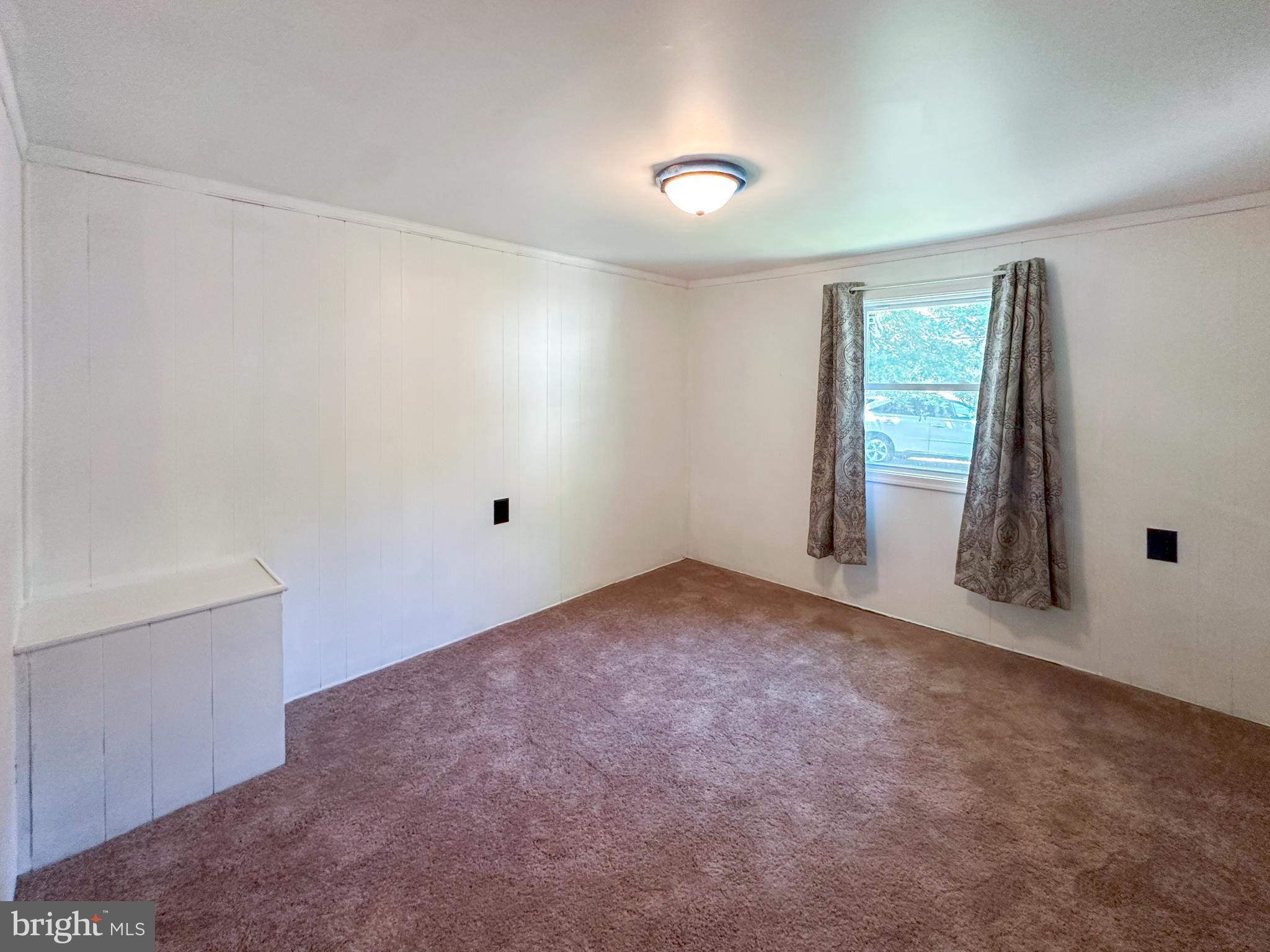 WHISPERING PINE MHP - Residential