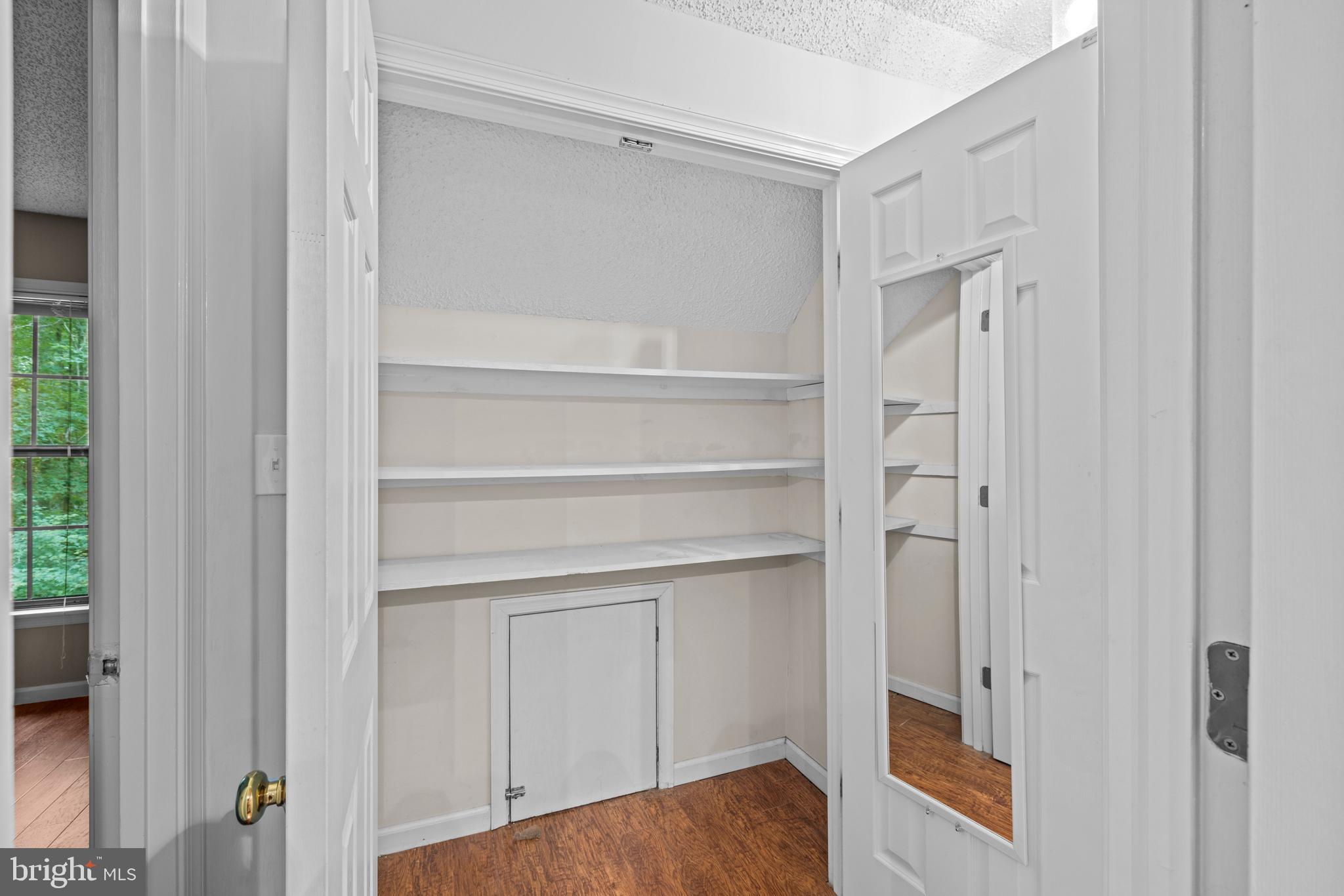 LAKE MONTICELLO - Residential