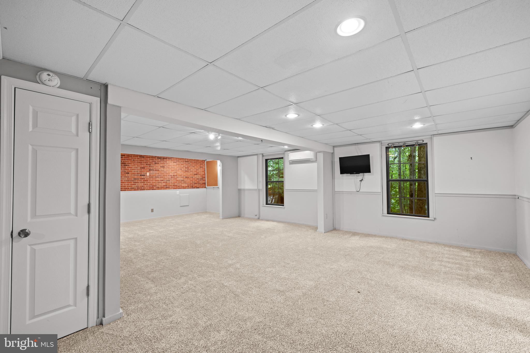 LAKE MONTICELLO - Residential