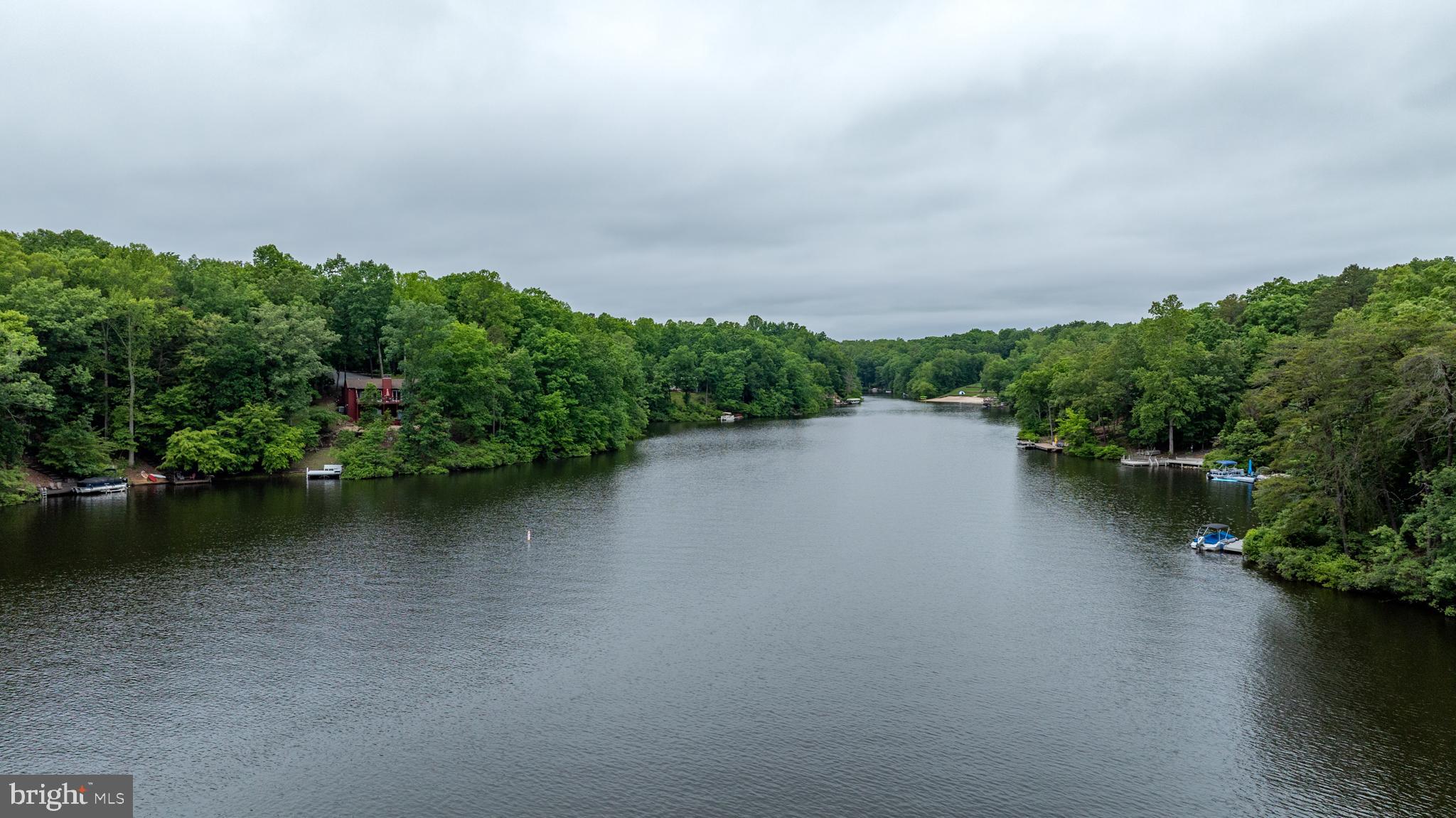 LAKE MONTICELLO - Residential