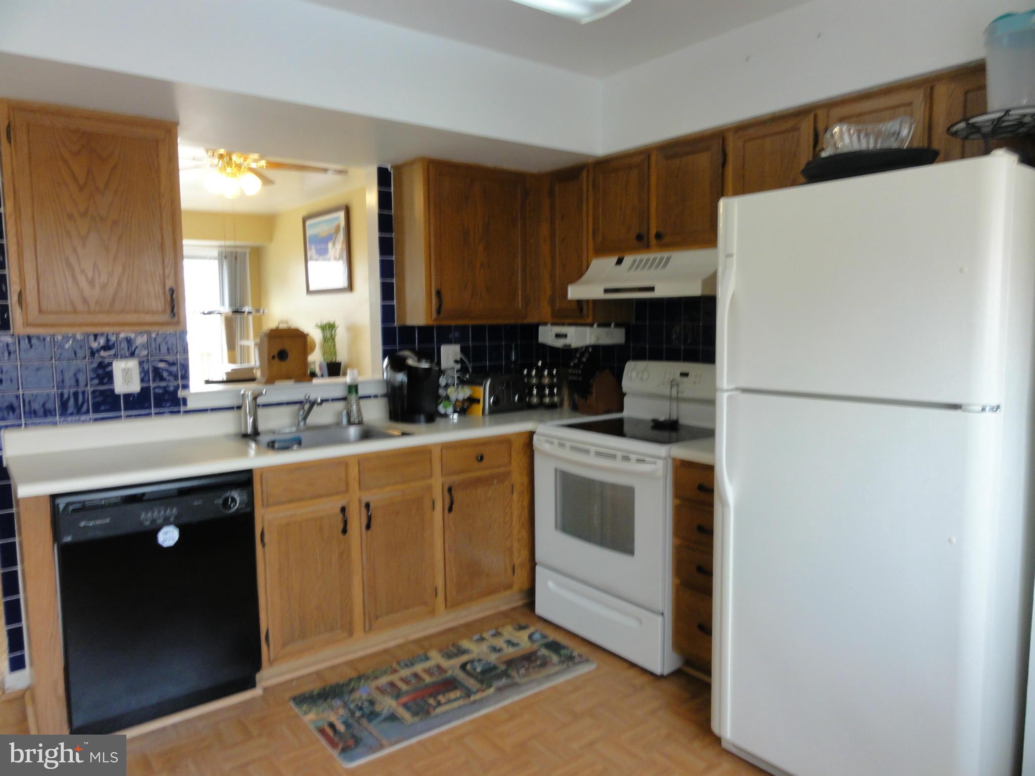 STONEY BEACH - Residential