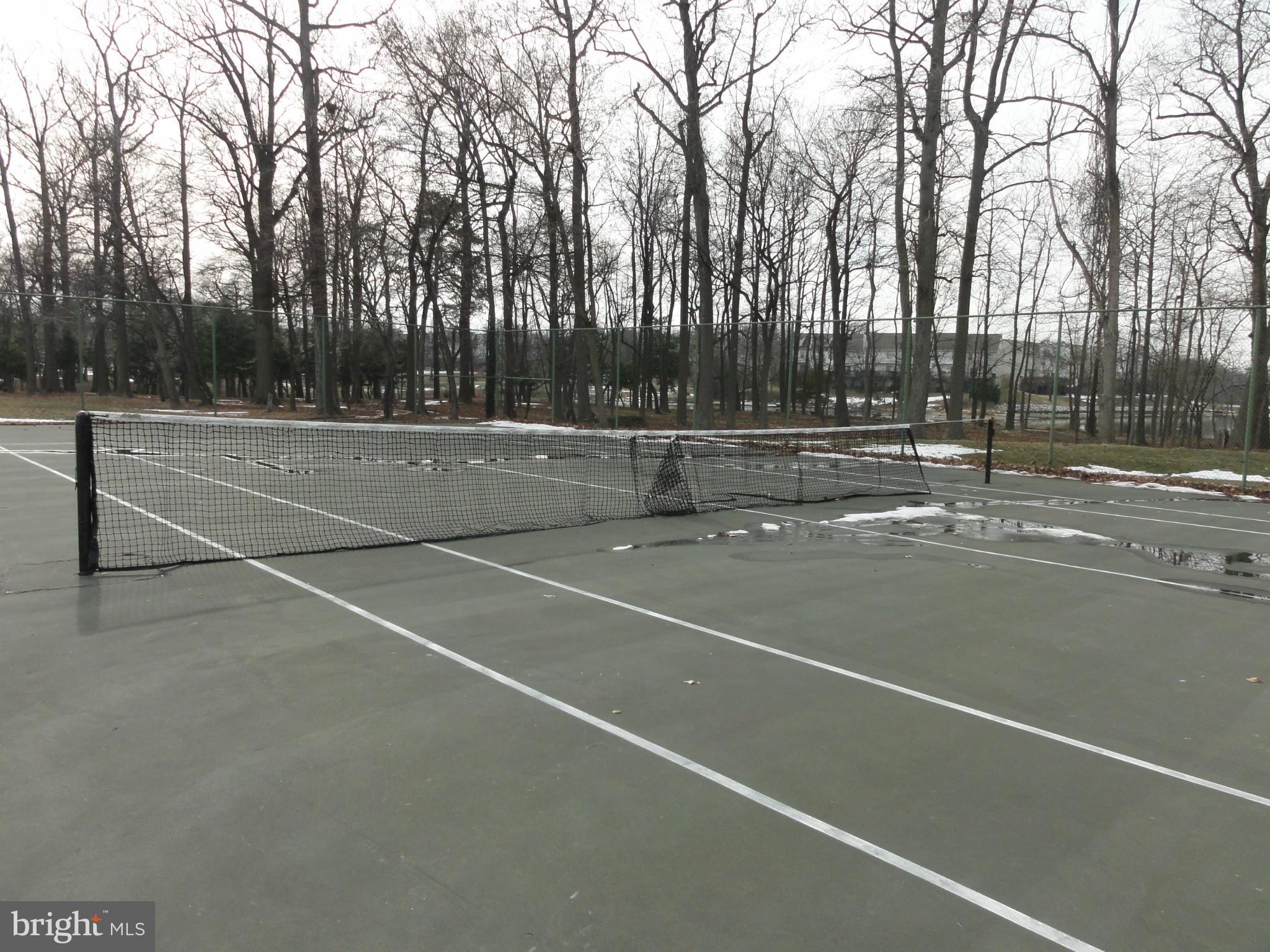 STONEY BEACH - Residential