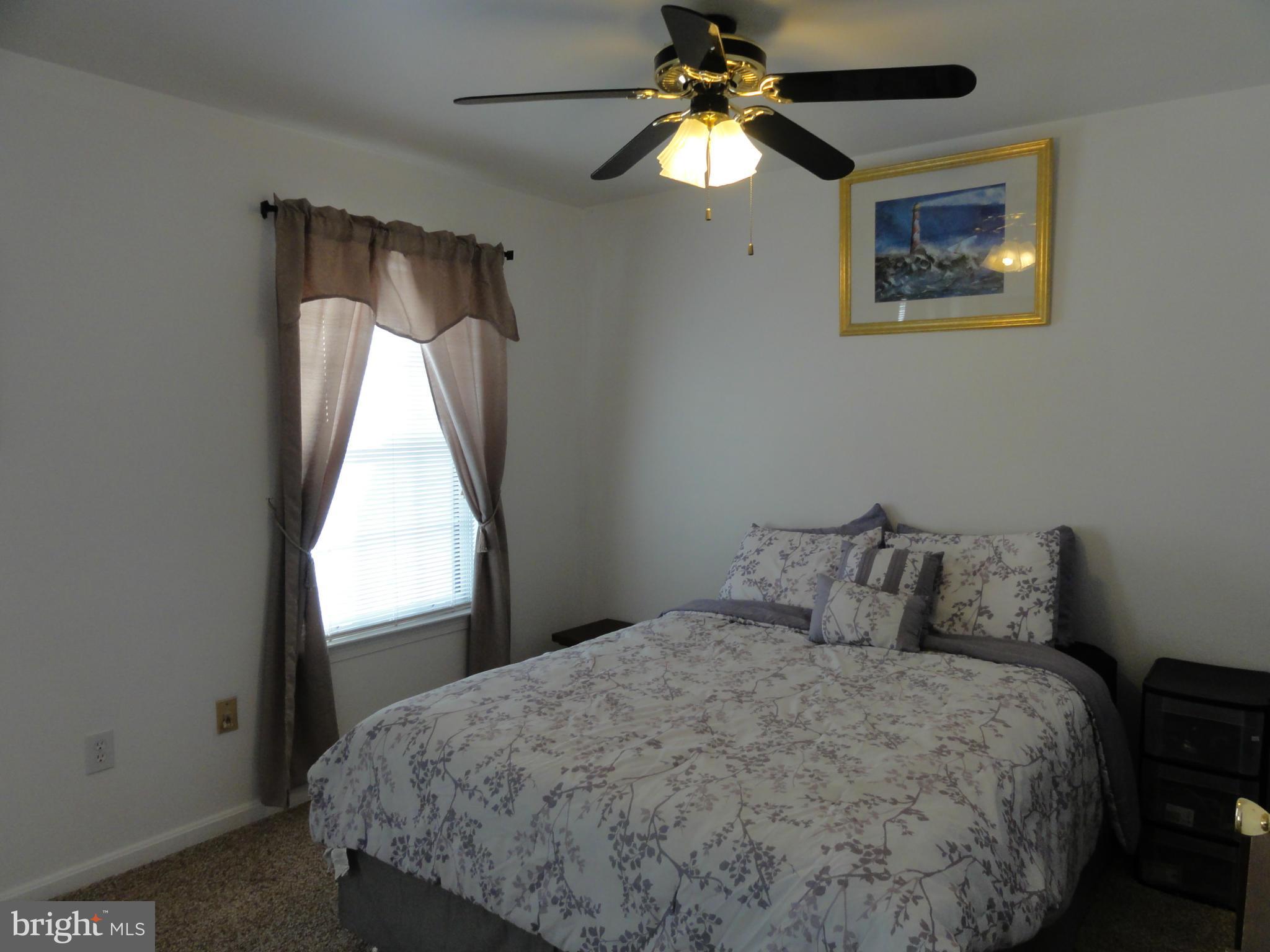 STONEY BEACH - Residential