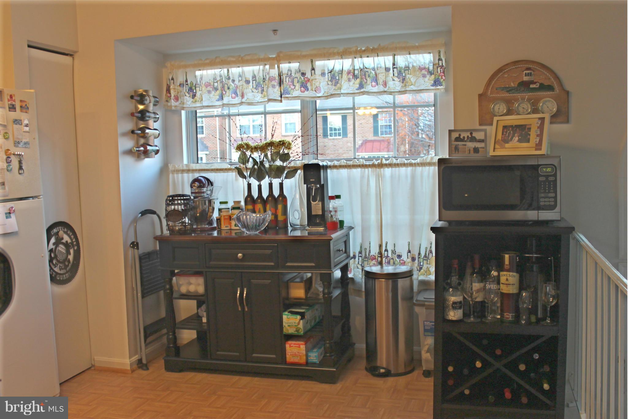 STONEY BEACH - Residential