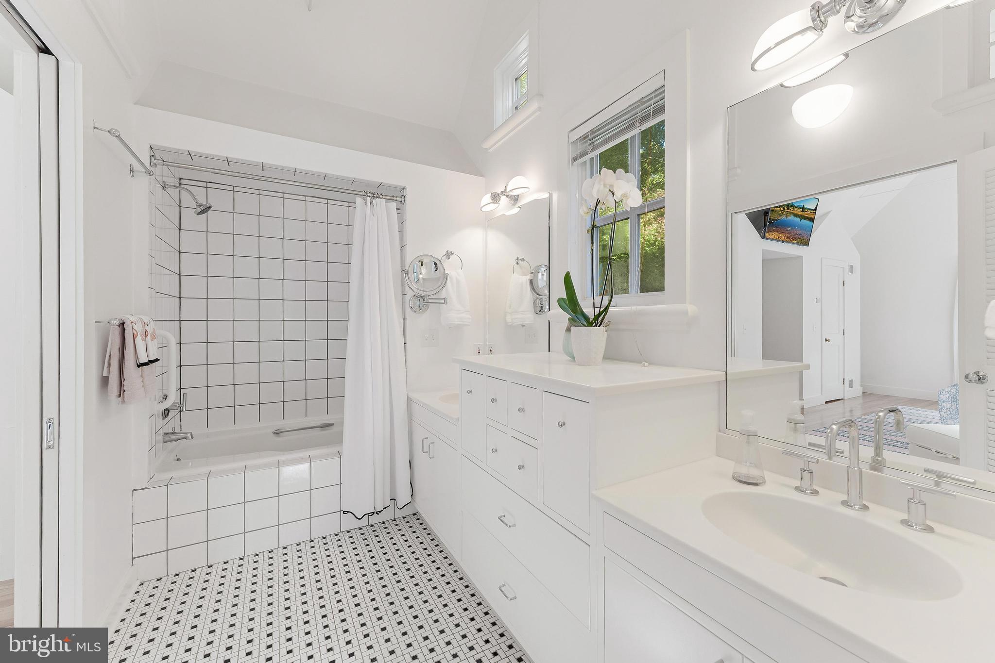 FRANKLIN PARK - Residential