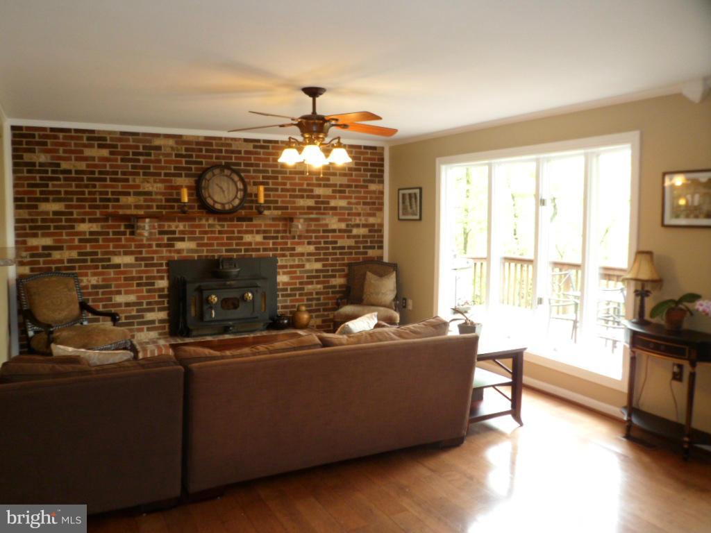 QUIET ACRES - Residential